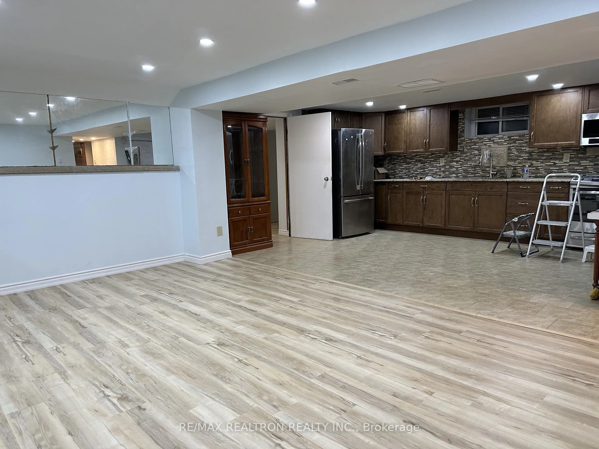 Photo 11 of Unit Basement, 1068 Garth Street, Hamilton, Gilbert — HOMEH