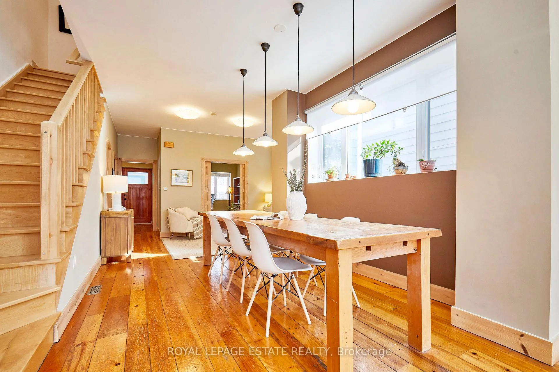 Photo 8 of 146 Ashdale Avenue, Toronto, Greenwood-Coxwell — HOMEH