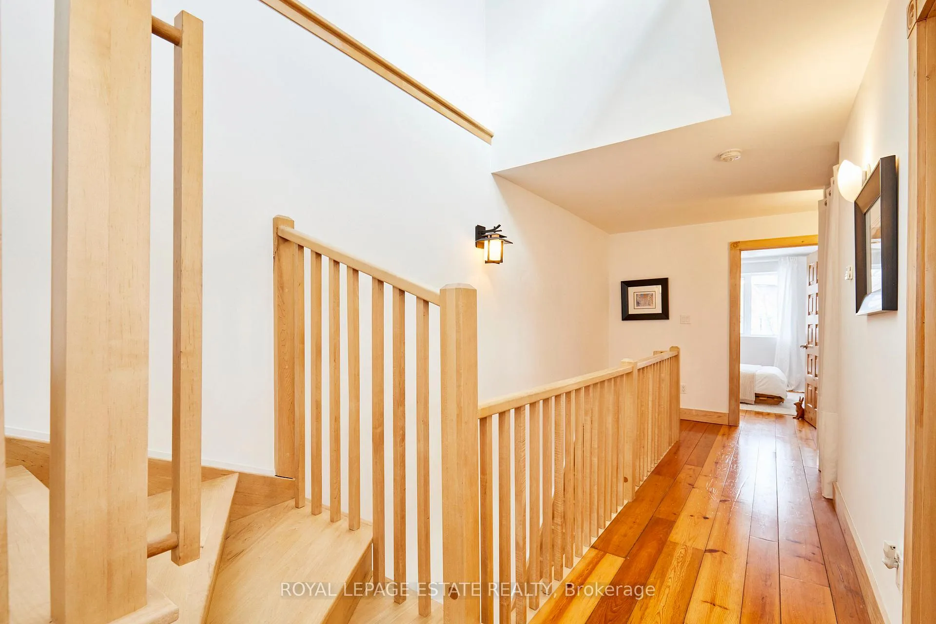 Photo 16 of 146 Ashdale Avenue, Toronto, Greenwood-Coxwell — HOMEH