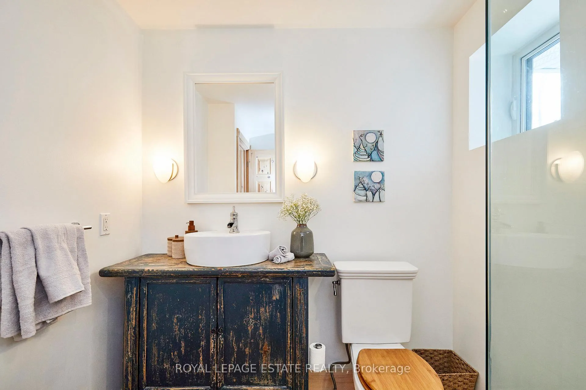 Photo 28 of 146 Ashdale Avenue, Toronto, Greenwood-Coxwell — HOMEH