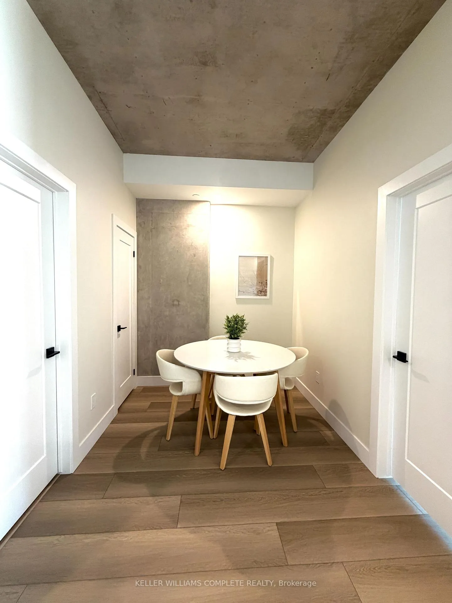 Photo 16 of Unit 401, 169 James Street S, Hamilton, Corktown — HOMEH