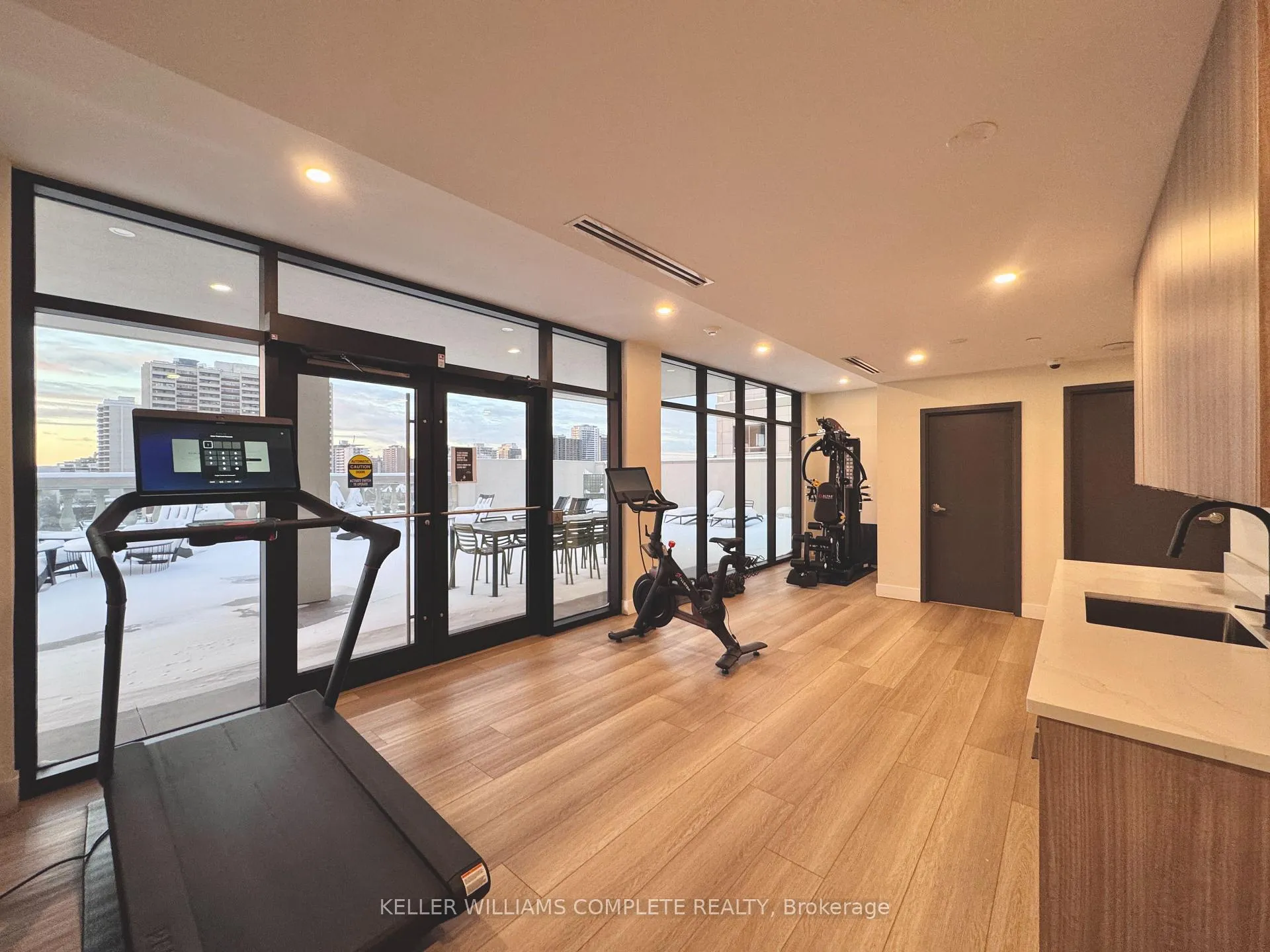 Photo 17 of Unit 401, 169 James Street S, Hamilton, Corktown — HOMEH