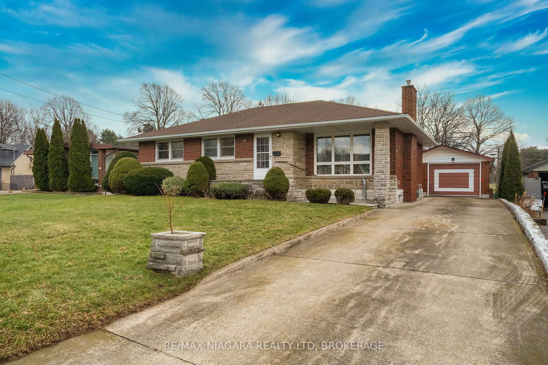Front of 6620 Glendoone Street