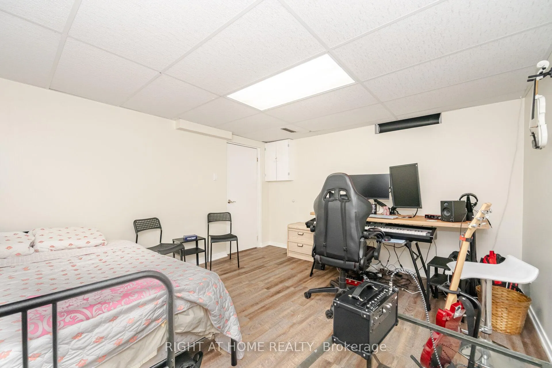 Photo 25 of 17 White Owl Crescent, Brantford — HOMEH
