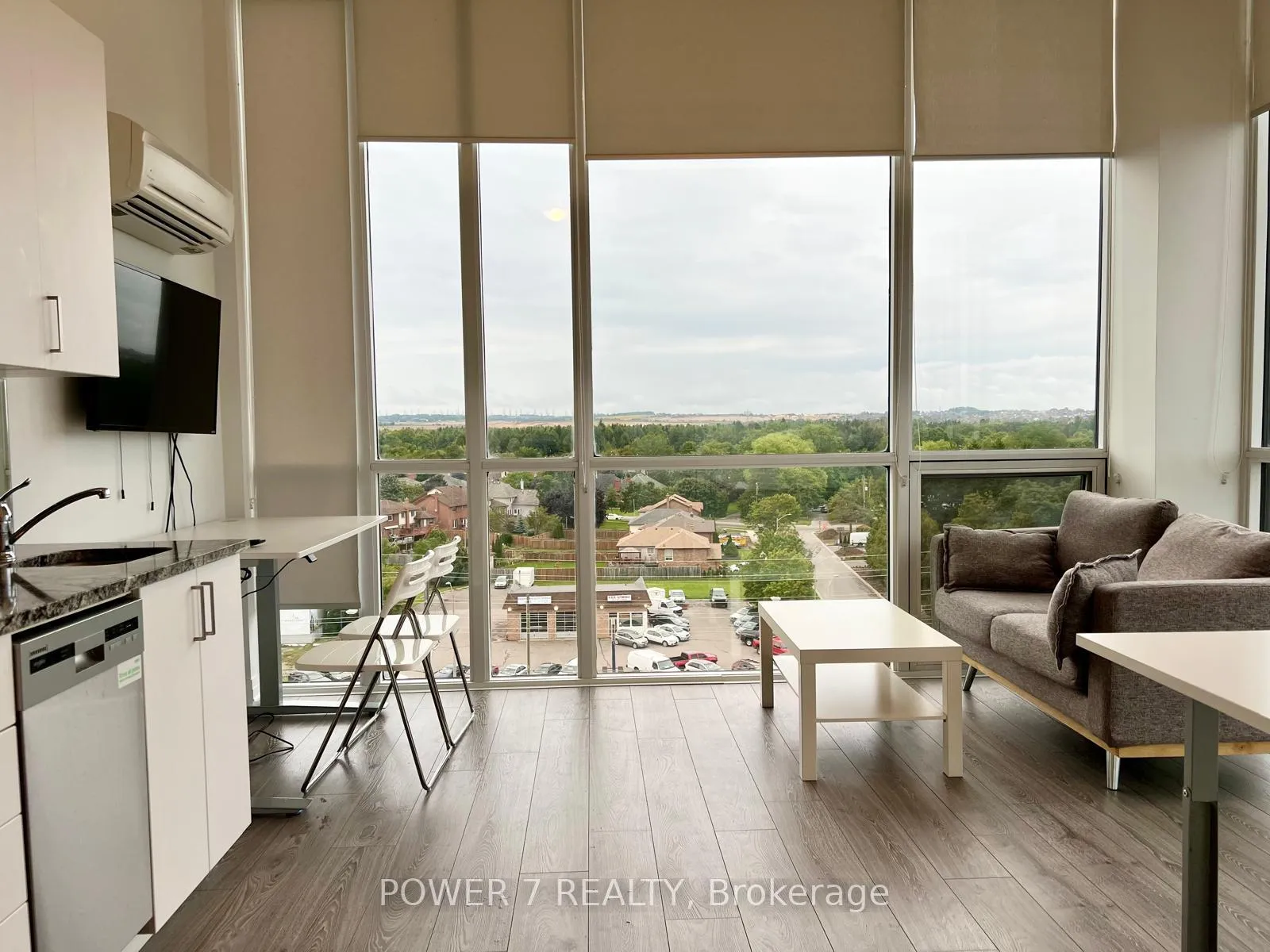 Photo 4 of Unit 807, 1900 Simcoe Street N, Oshawa, Samac — HOMEH