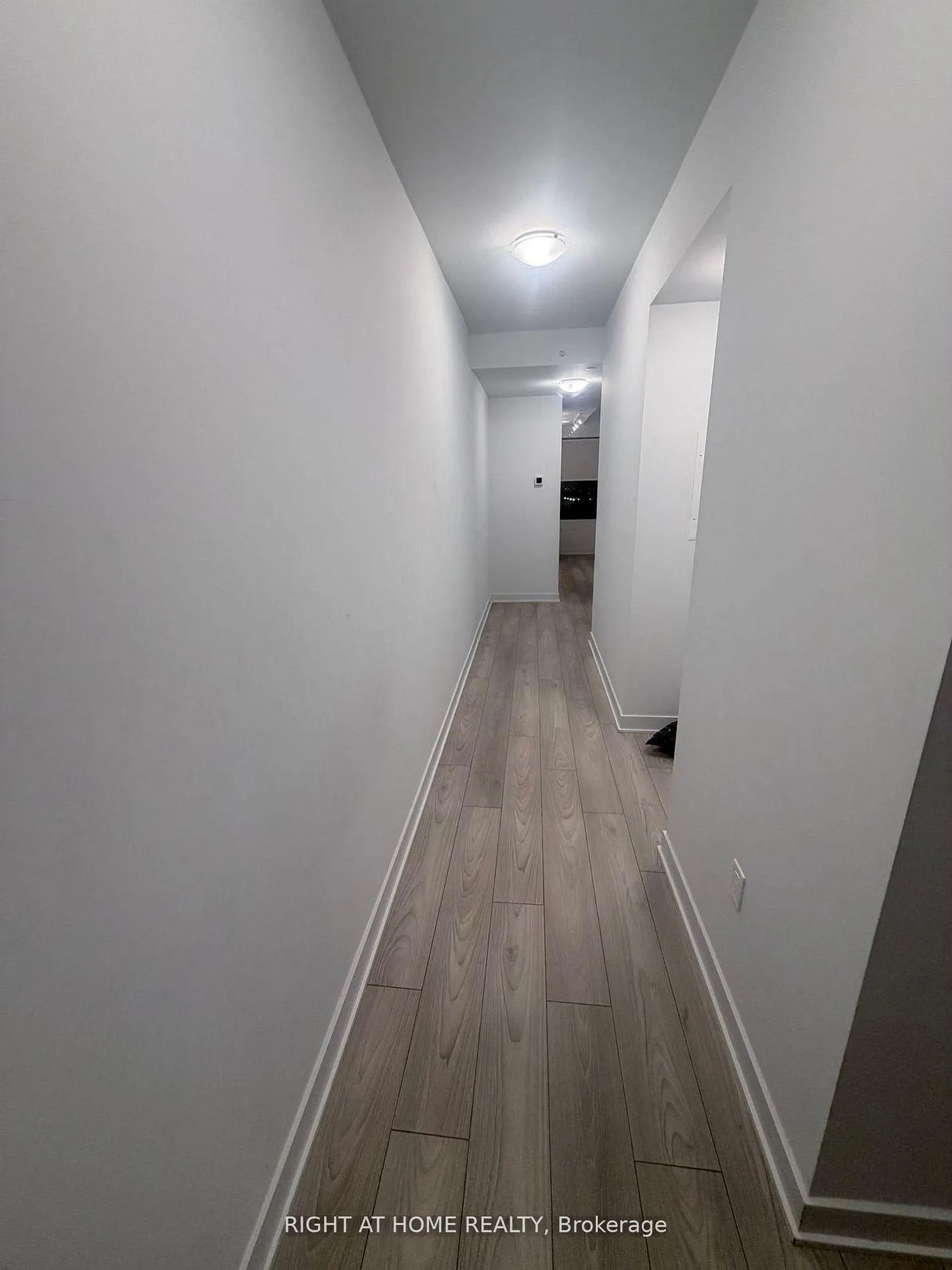 Photo 9 of Unit 2609, 2920 Highway 7 Road, Vaughan, Concord — HOMEH