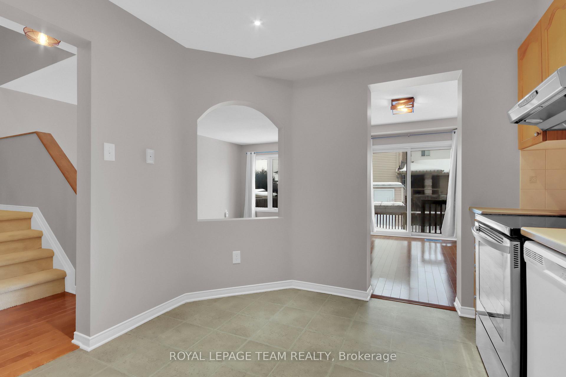 Photo 16 of 70 McBrien Street, Ottawa, Kanata - Morgan's Grant/South March — HOMEH