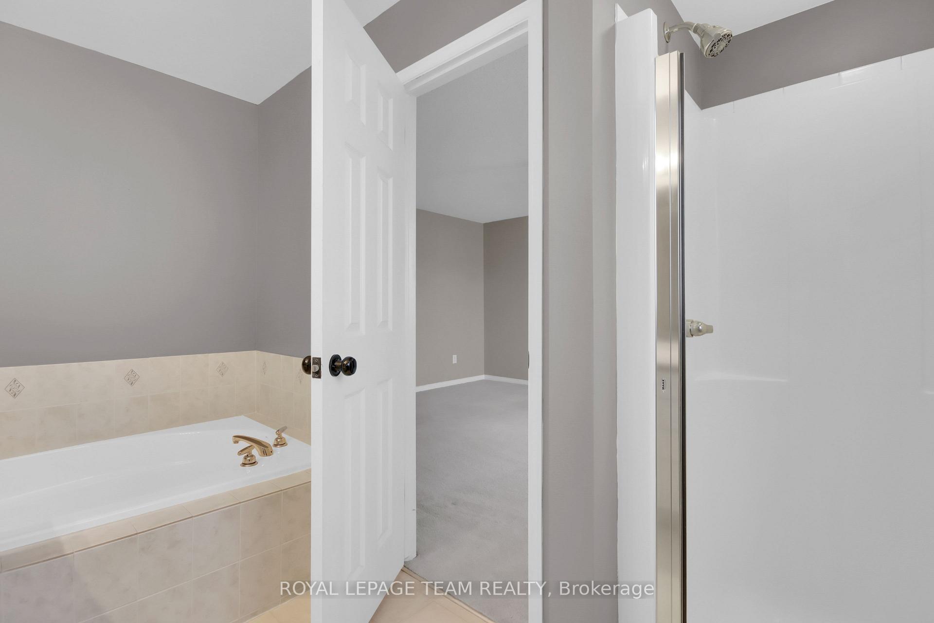 Photo 22 of 70 McBrien Street, Ottawa, Kanata - Morgan's Grant/South March — HOMEH