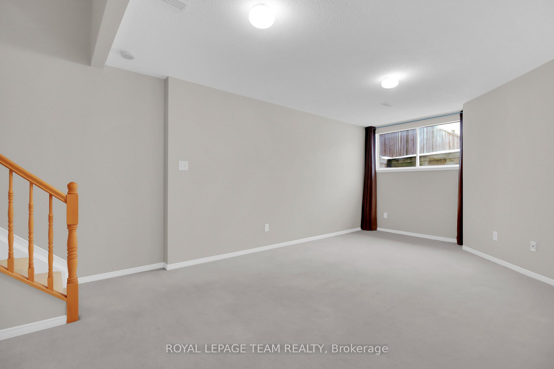Photo 30 of 70 McBrien Street, Ottawa, Kanata - Morgan's Grant/South March — HOMEH