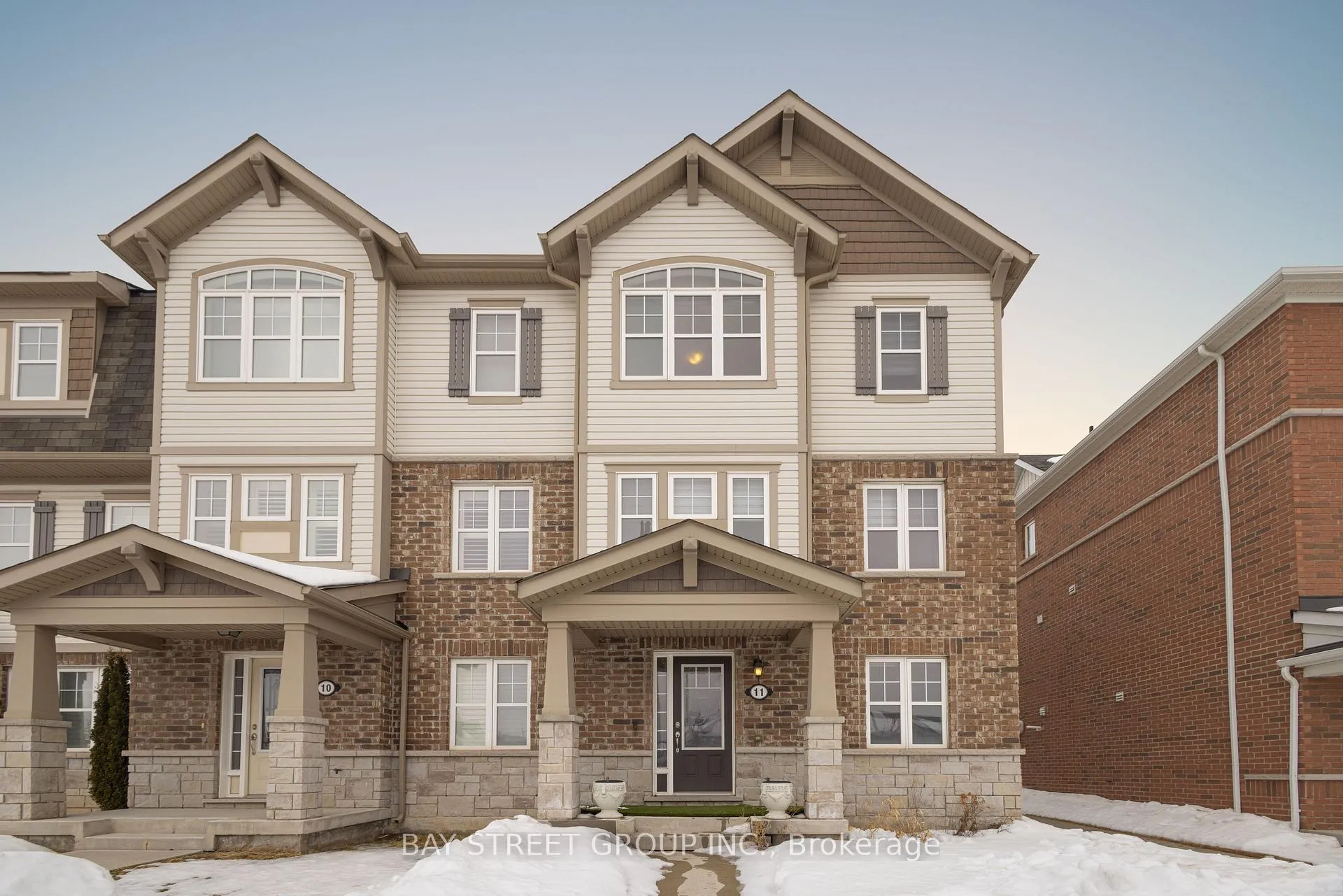 Photo 1 of Unit 11, 230 Avonsyde Boulevard, Hamilton, Waterdown — HOMEH