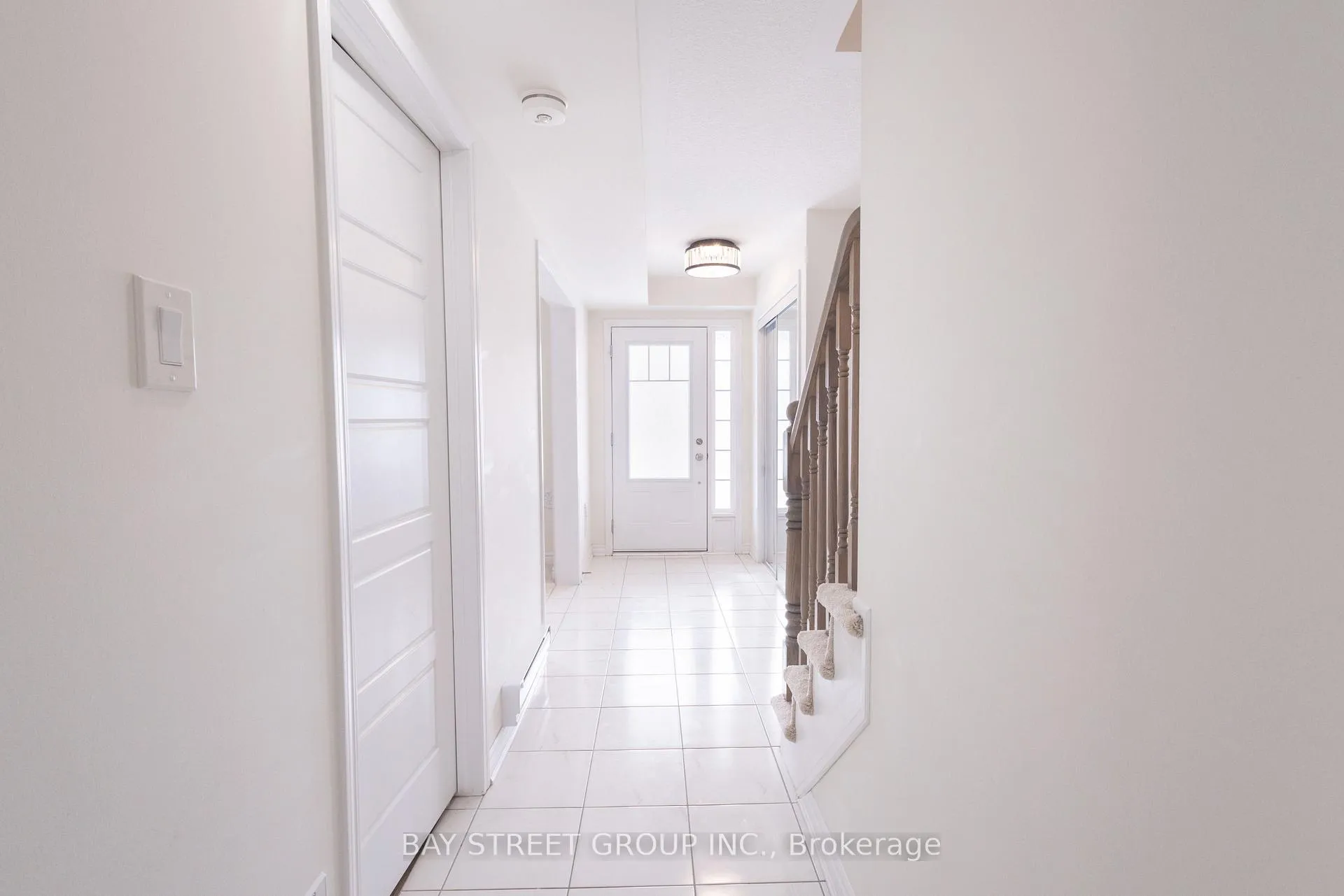 Photo 16 of Unit 11, 230 Avonsyde Boulevard, Hamilton, Waterdown — HOMEH