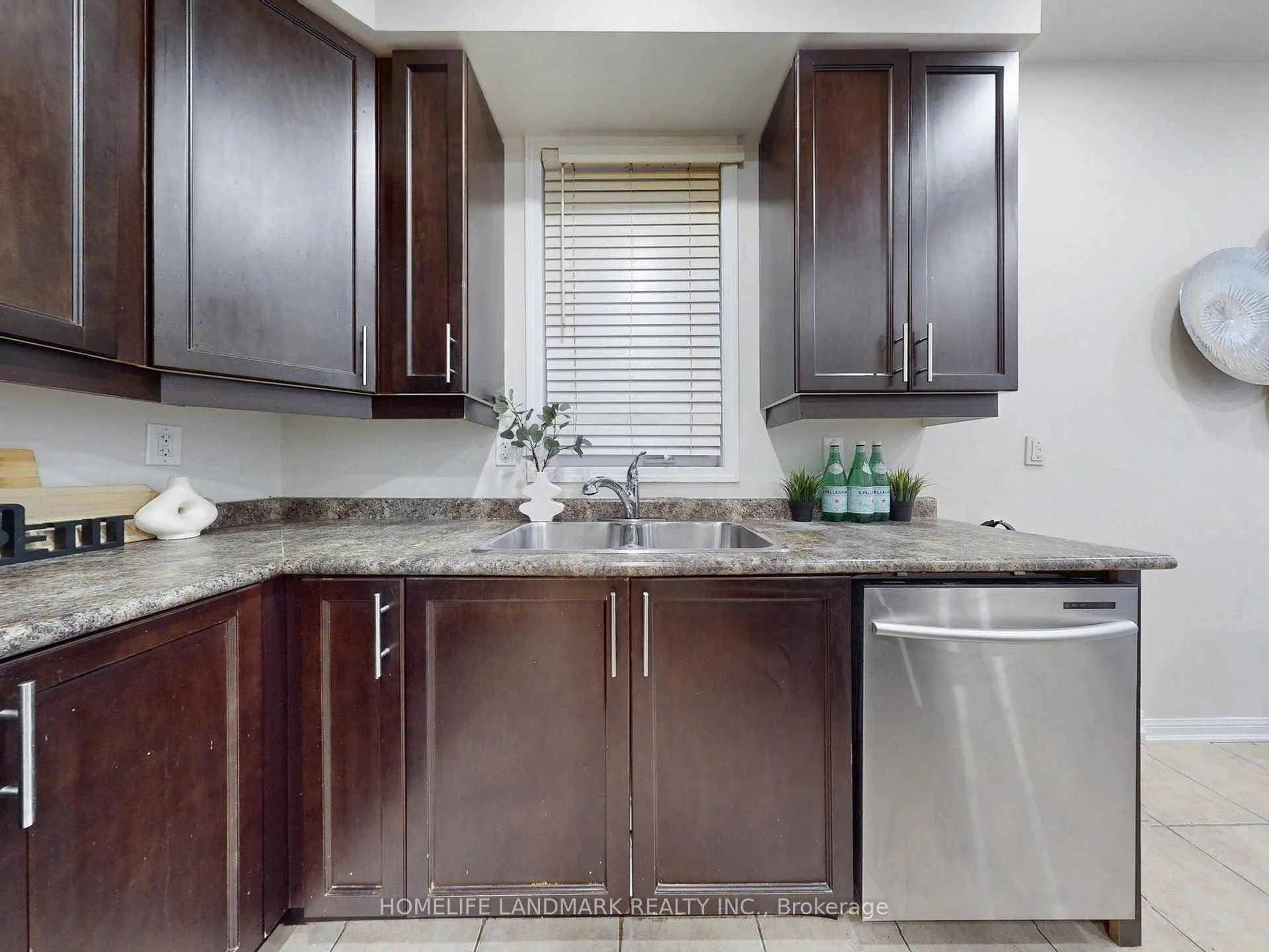 Photo 16 of 1846 Misthollow Drive, Pickering, Duffin Heights — HOMEH