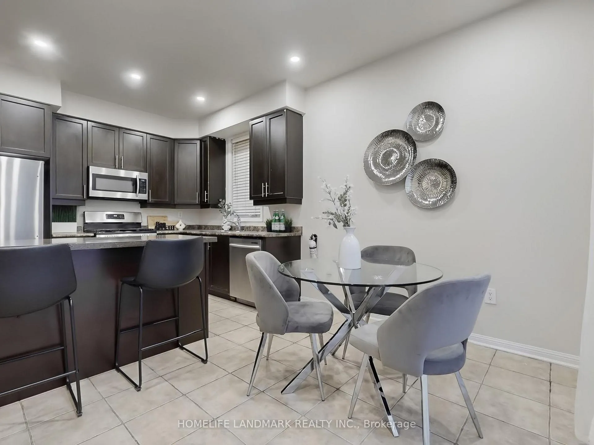 Photo 17 of 1846 Misthollow Drive, Pickering, Duffin Heights — HOMEH