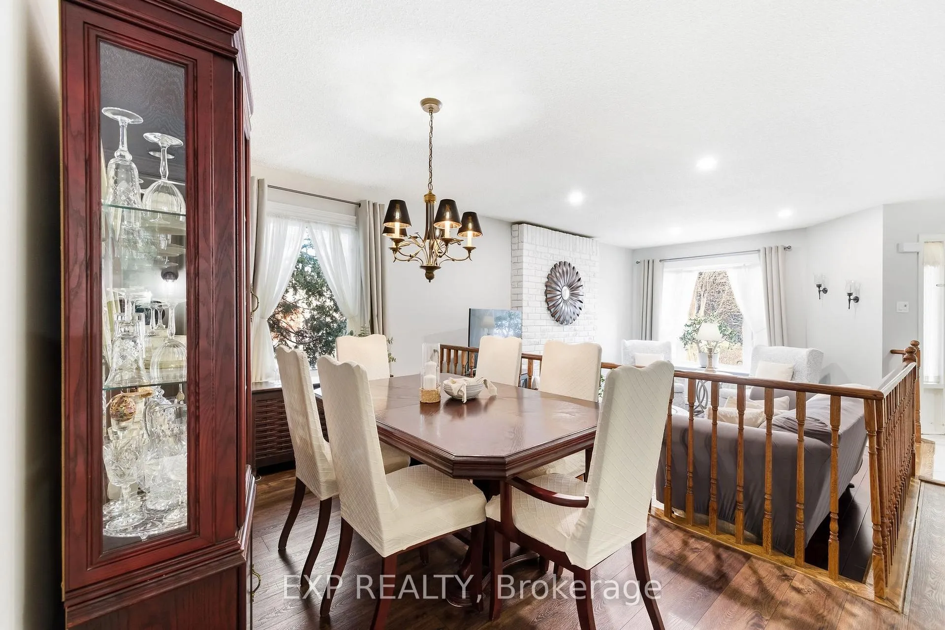 Photo 9 of 32 Bird Crescent, Ajax, Central — HOMEH