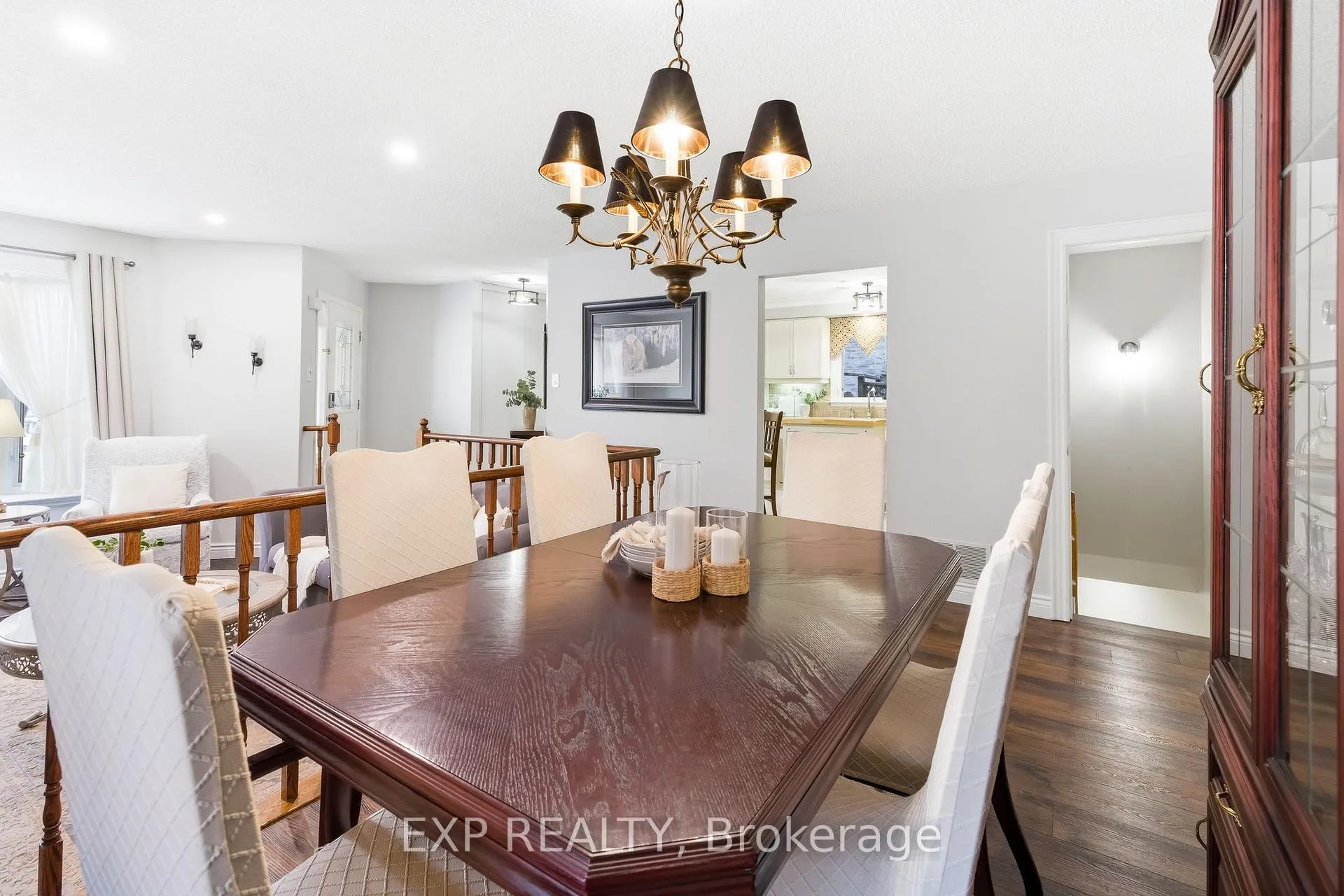 Photo 10 of 32 Bird Crescent, Ajax, Central — HOMEH