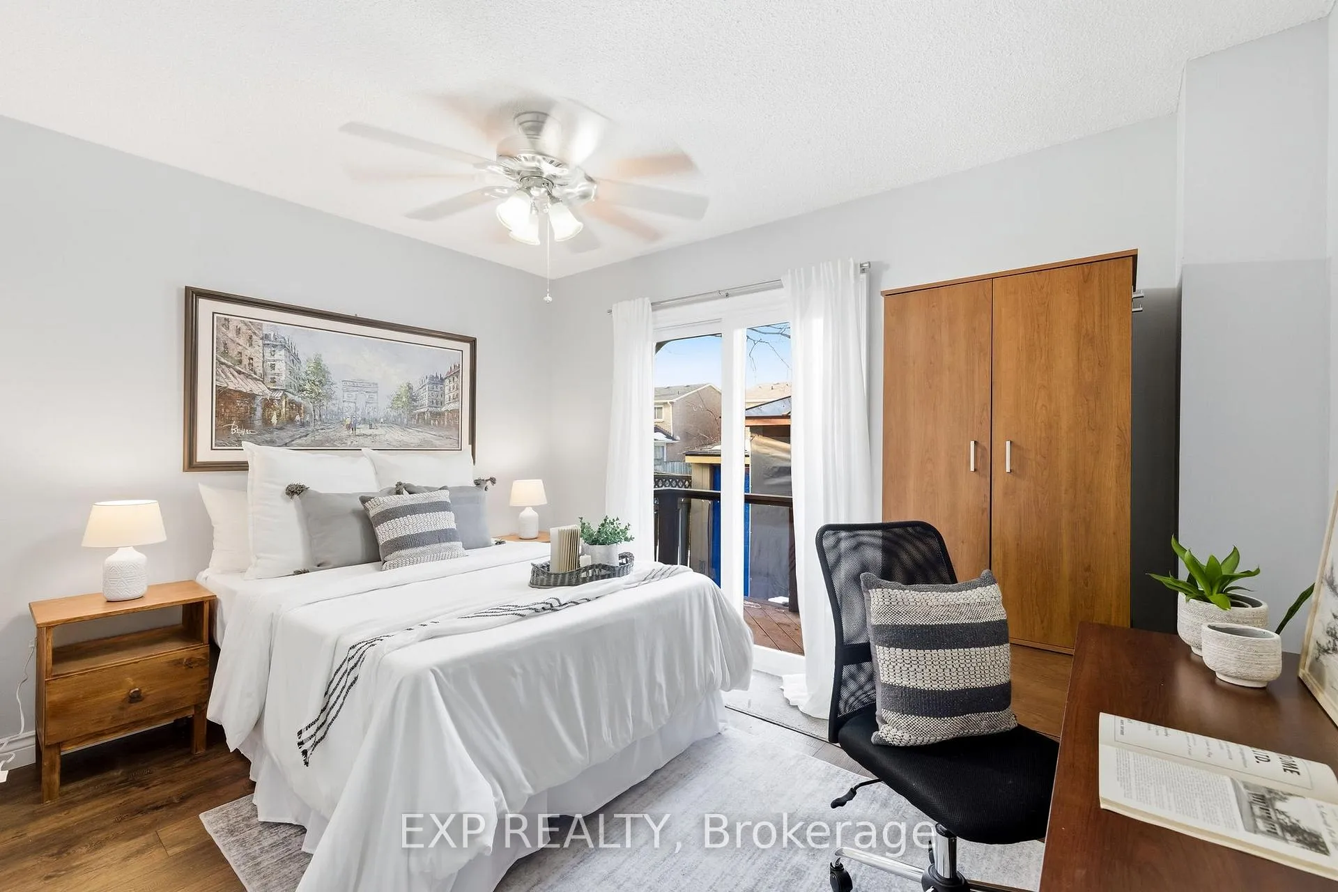 Photo 21 of 32 Bird Crescent, Ajax, Central — HOMEH