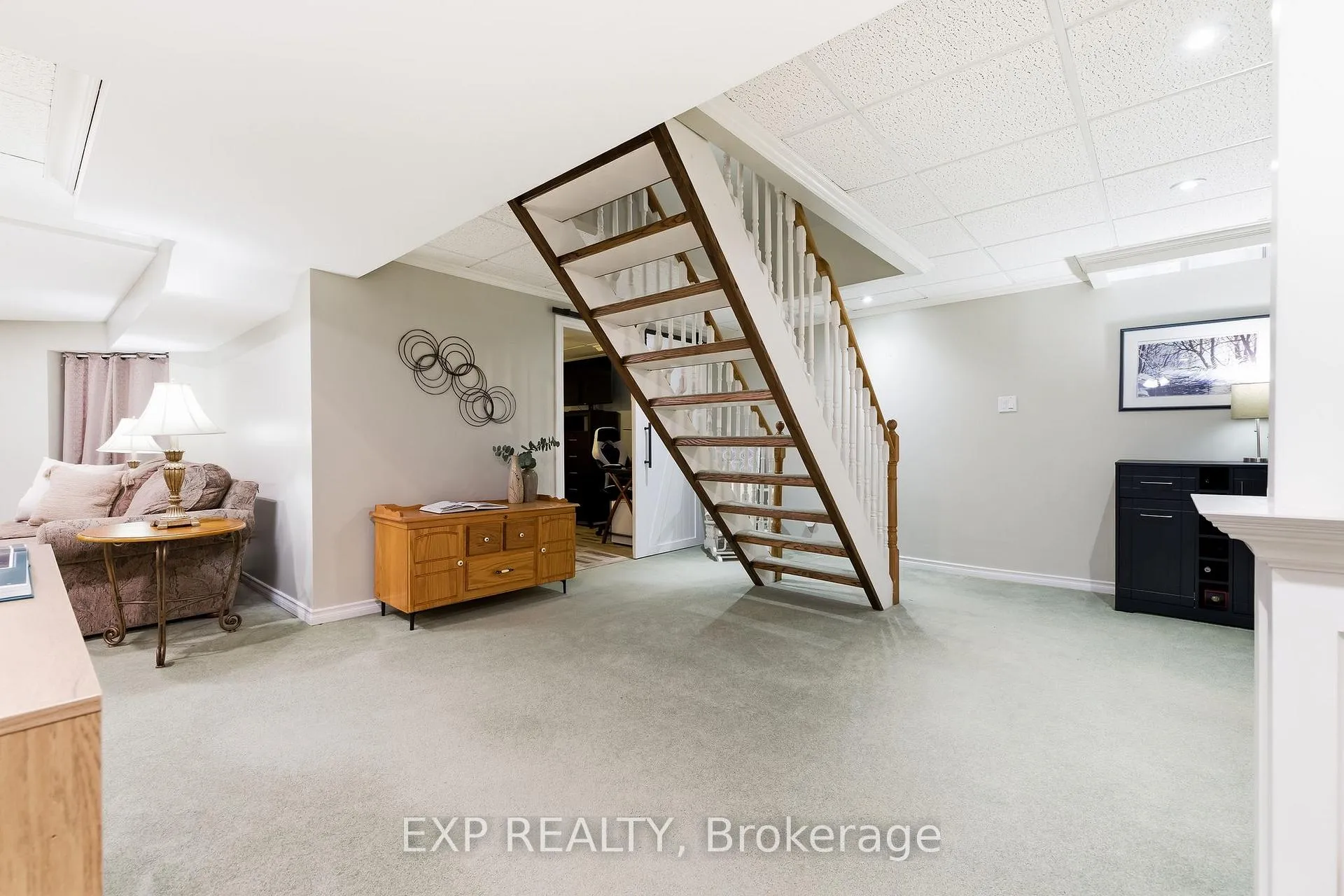 Photo 27 of 32 Bird Crescent, Ajax, Central — HOMEH