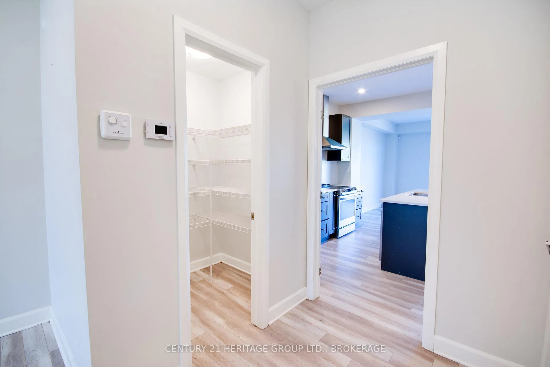 Photo 11 of 1261 Max Crescent, Kingston, City Northwest — HOMEH