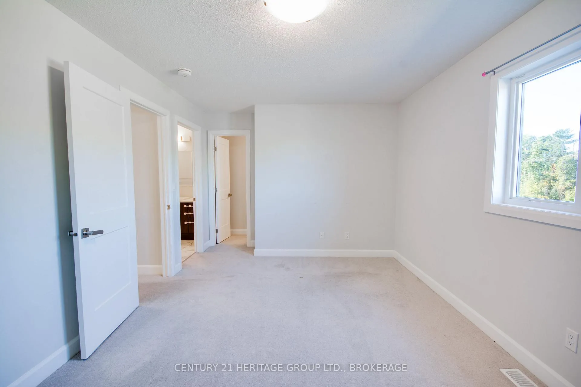 Photo 17 of 1261 Max Crescent, Kingston, City Northwest — HOMEH