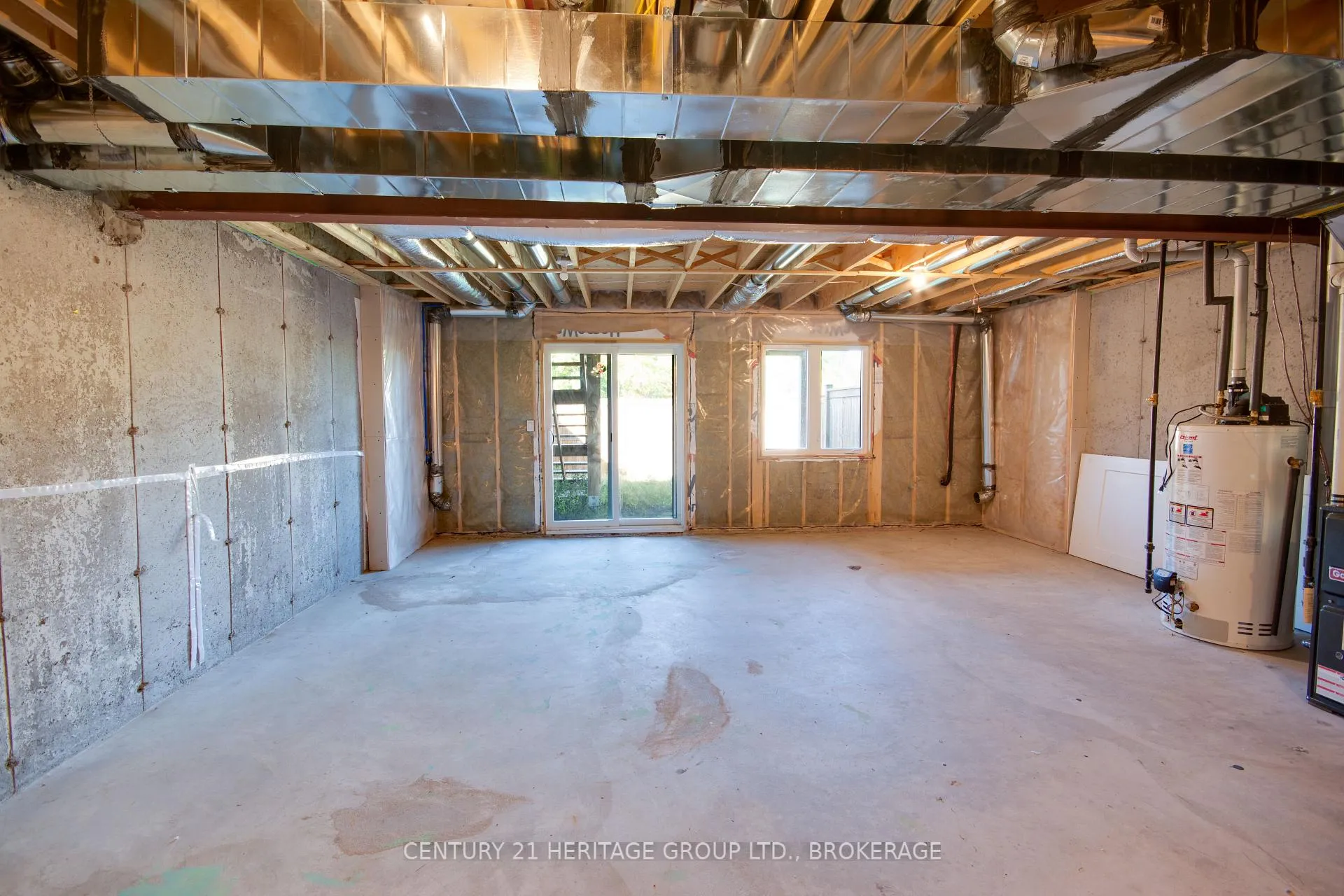 Photo 25 of 1261 Max Crescent, Kingston, City Northwest — HOMEH