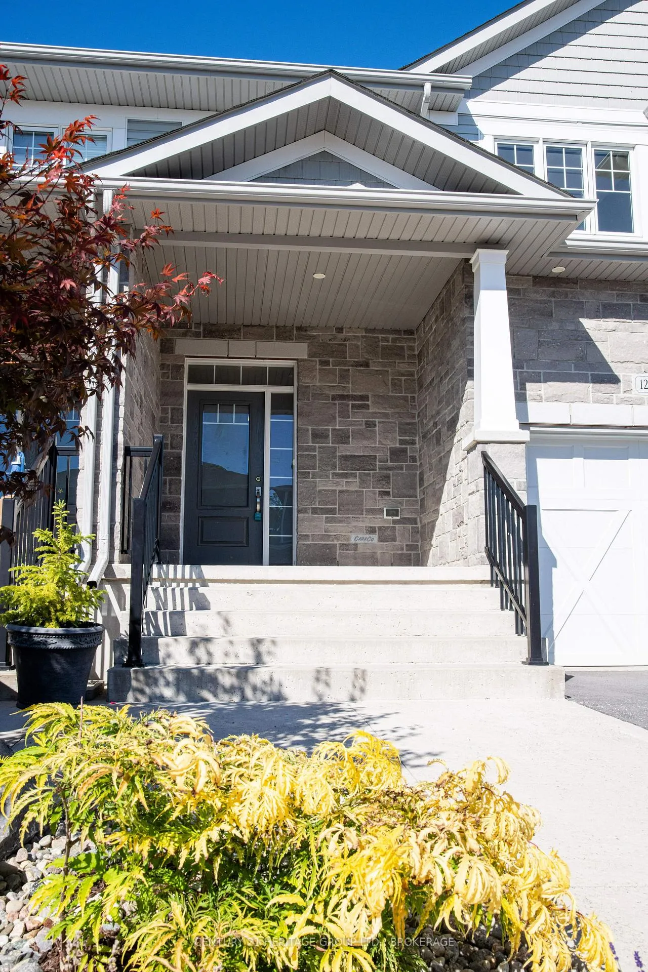 Photo 26 of 1261 Max Crescent, Kingston, City Northwest — HOMEH