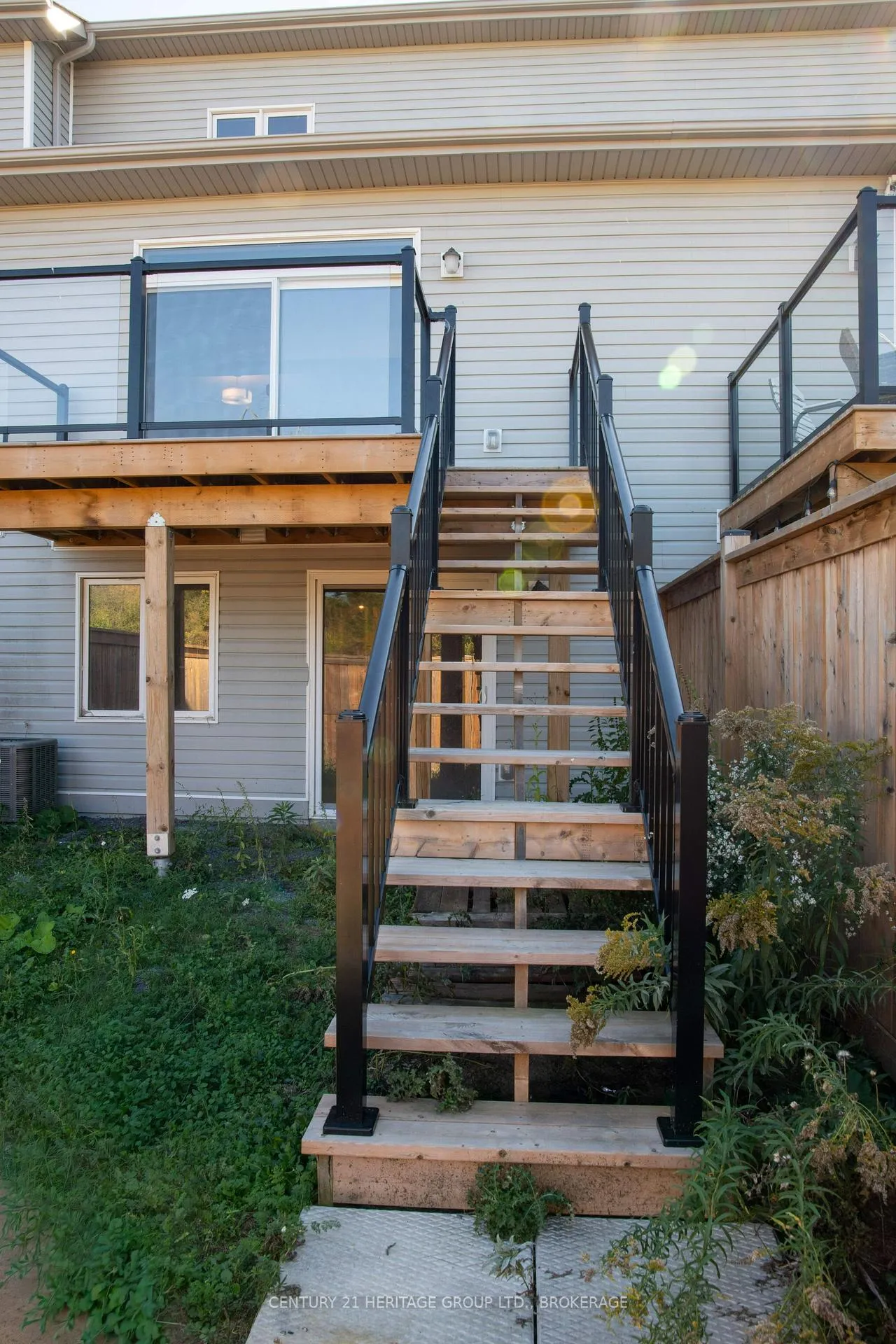 Photo 30 of 1261 Max Crescent, Kingston, City Northwest — HOMEH