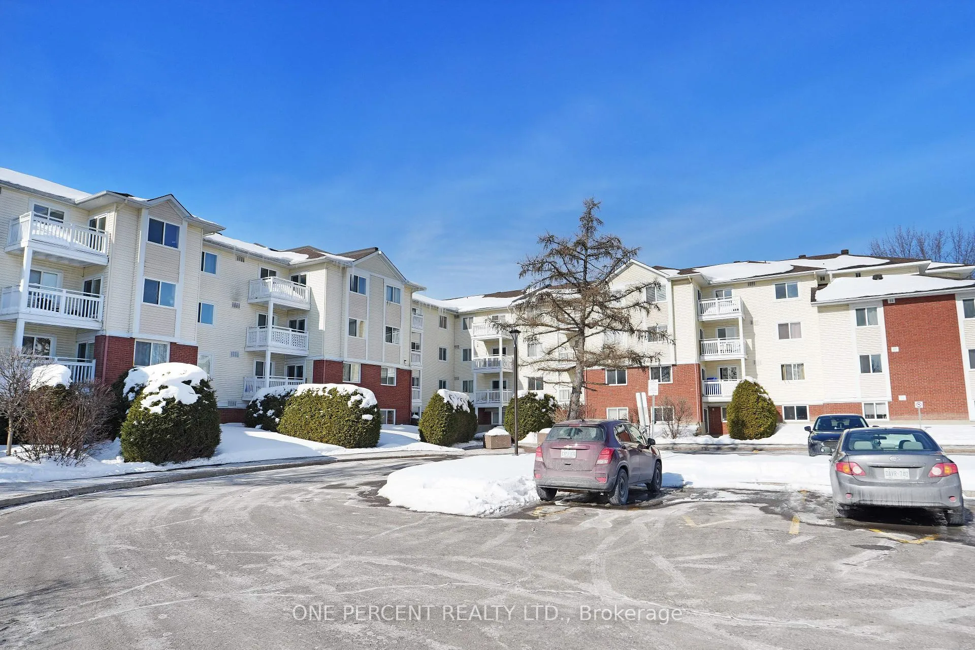 Photo 2 of Unit 303, 270 Lorry Greenberg Drive, Ottawa, Hunt Club Park/Greenboro — HOMEH