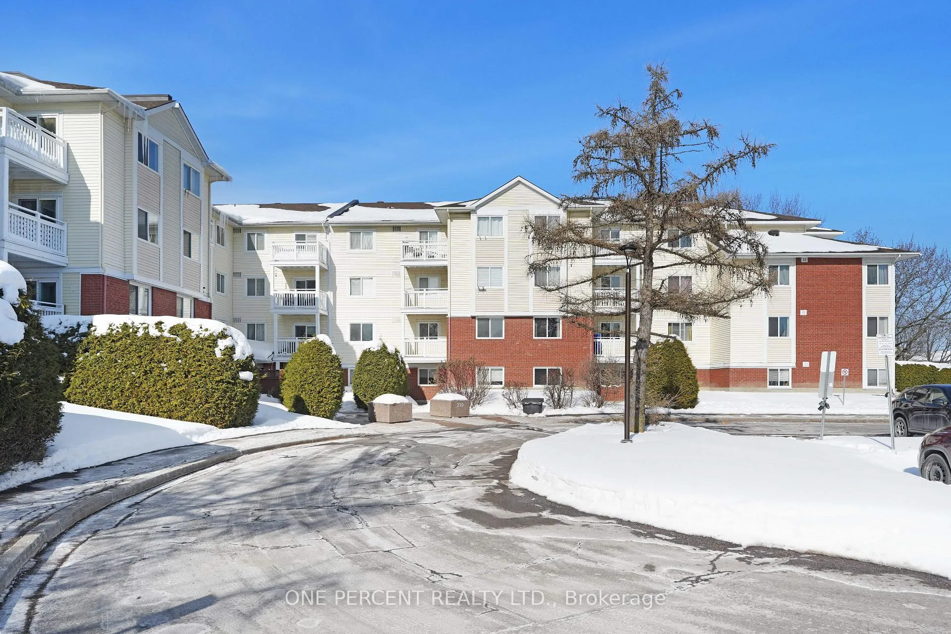 Photo 3 of Unit 303, 270 Lorry Greenberg Drive, Ottawa, Hunt Club Park/Greenboro — HOMEH