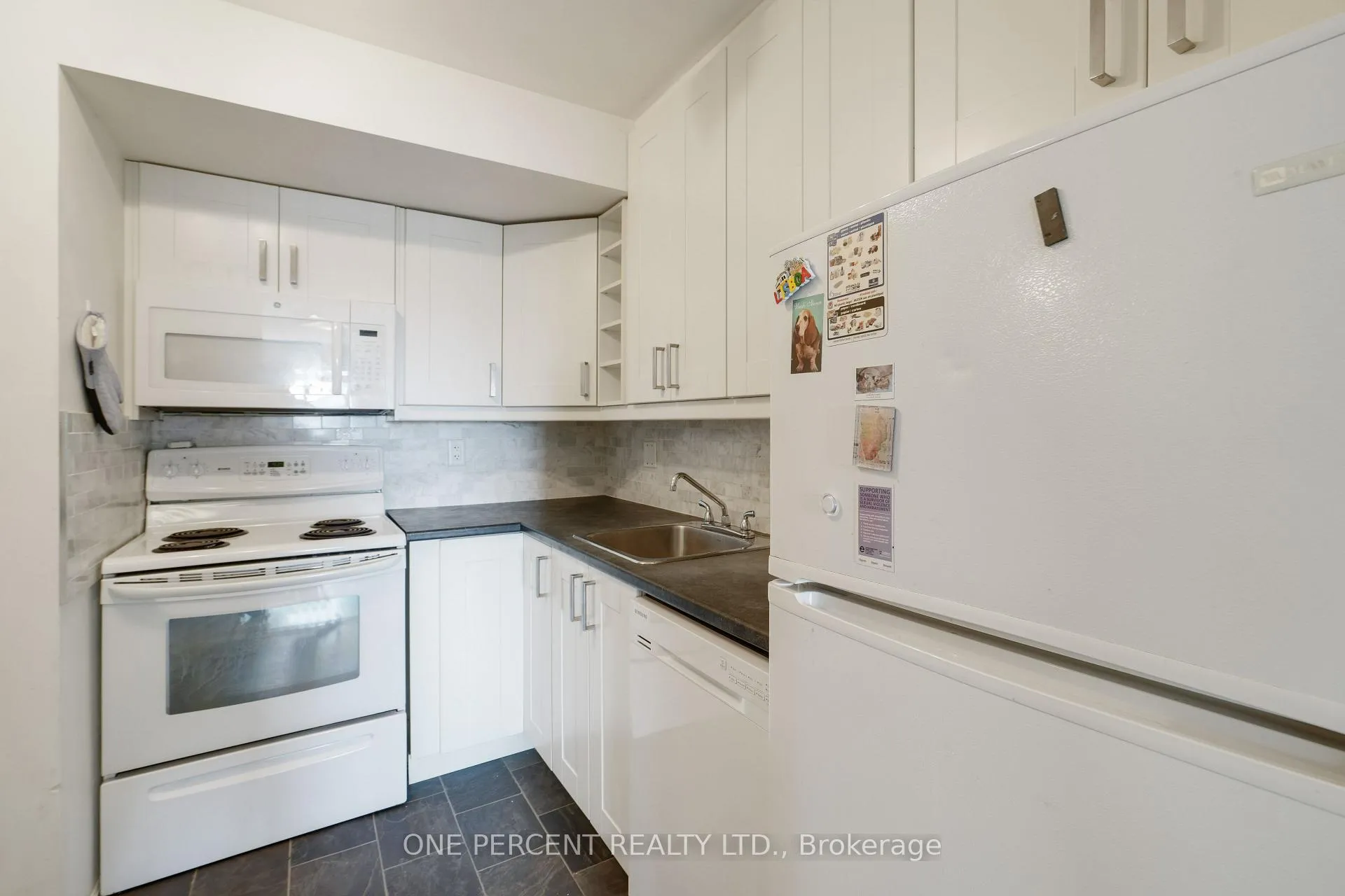 Photo 17 of Unit 303, 270 Lorry Greenberg Drive, Ottawa, Hunt Club Park/Greenboro — HOMEH