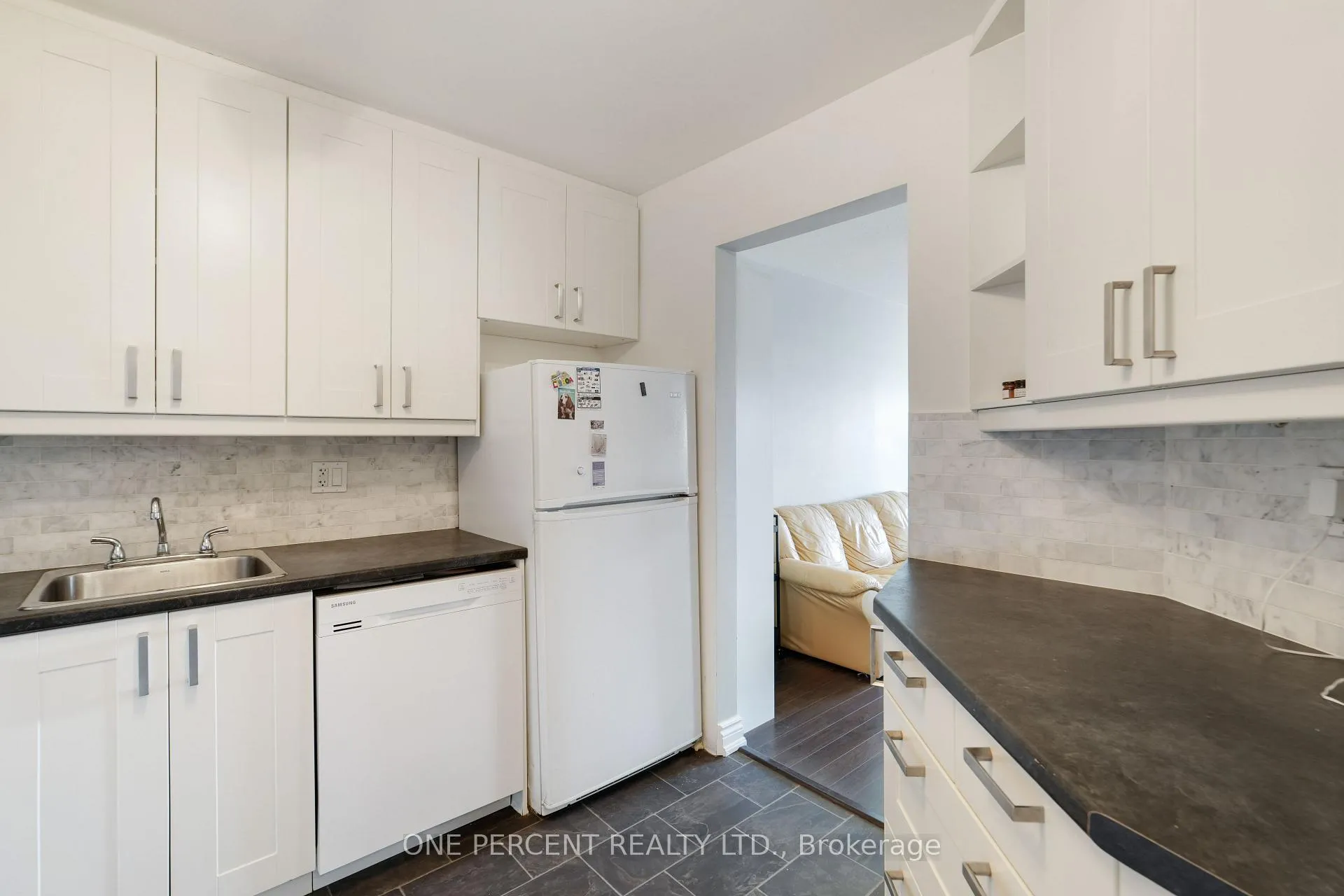 Photo 19 of Unit 303, 270 Lorry Greenberg Drive, Ottawa, Hunt Club Park/Greenboro — HOMEH