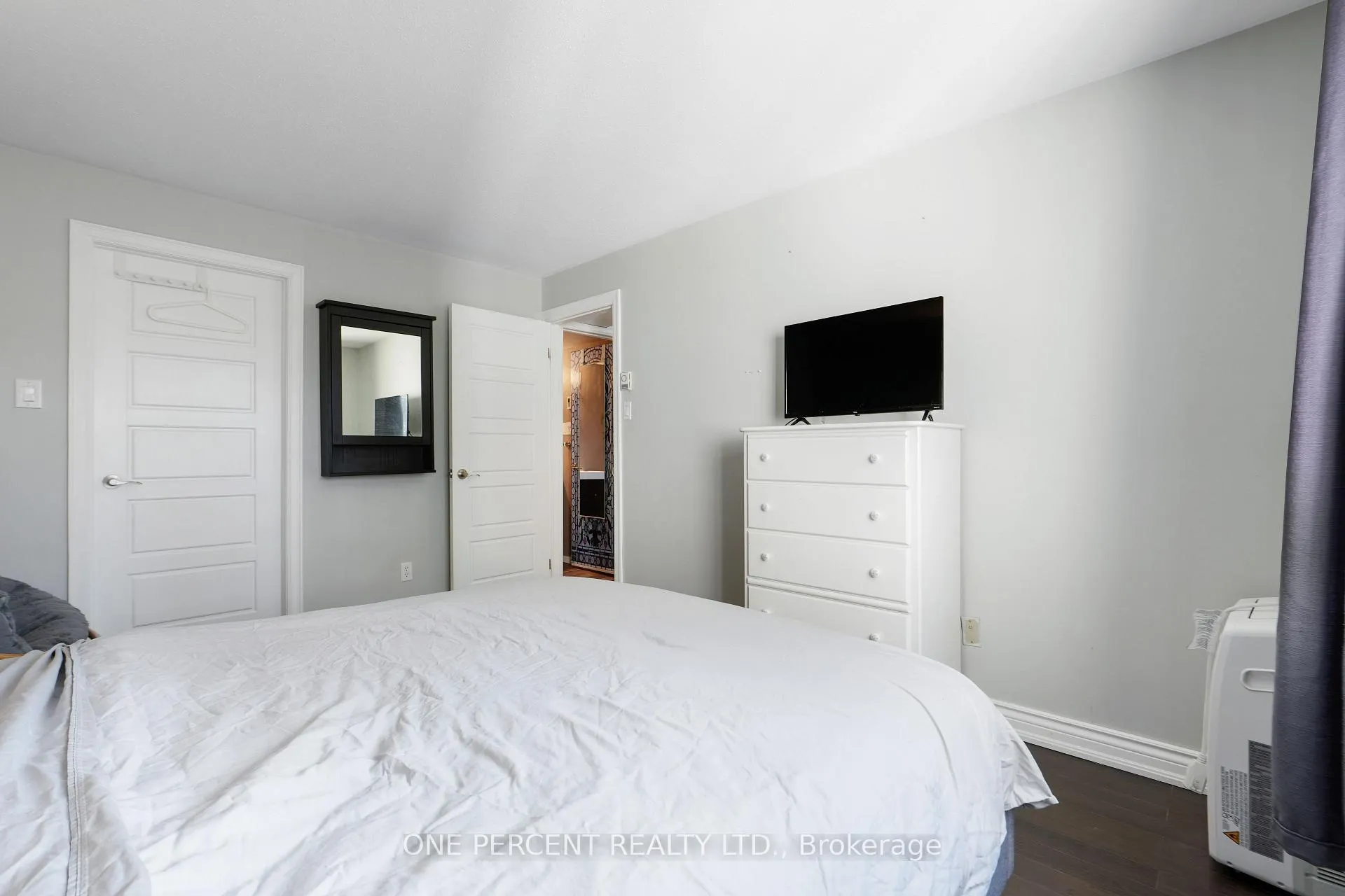 Photo 23 of Unit 303, 270 Lorry Greenberg Drive, Ottawa, Hunt Club Park/Greenboro — HOMEH