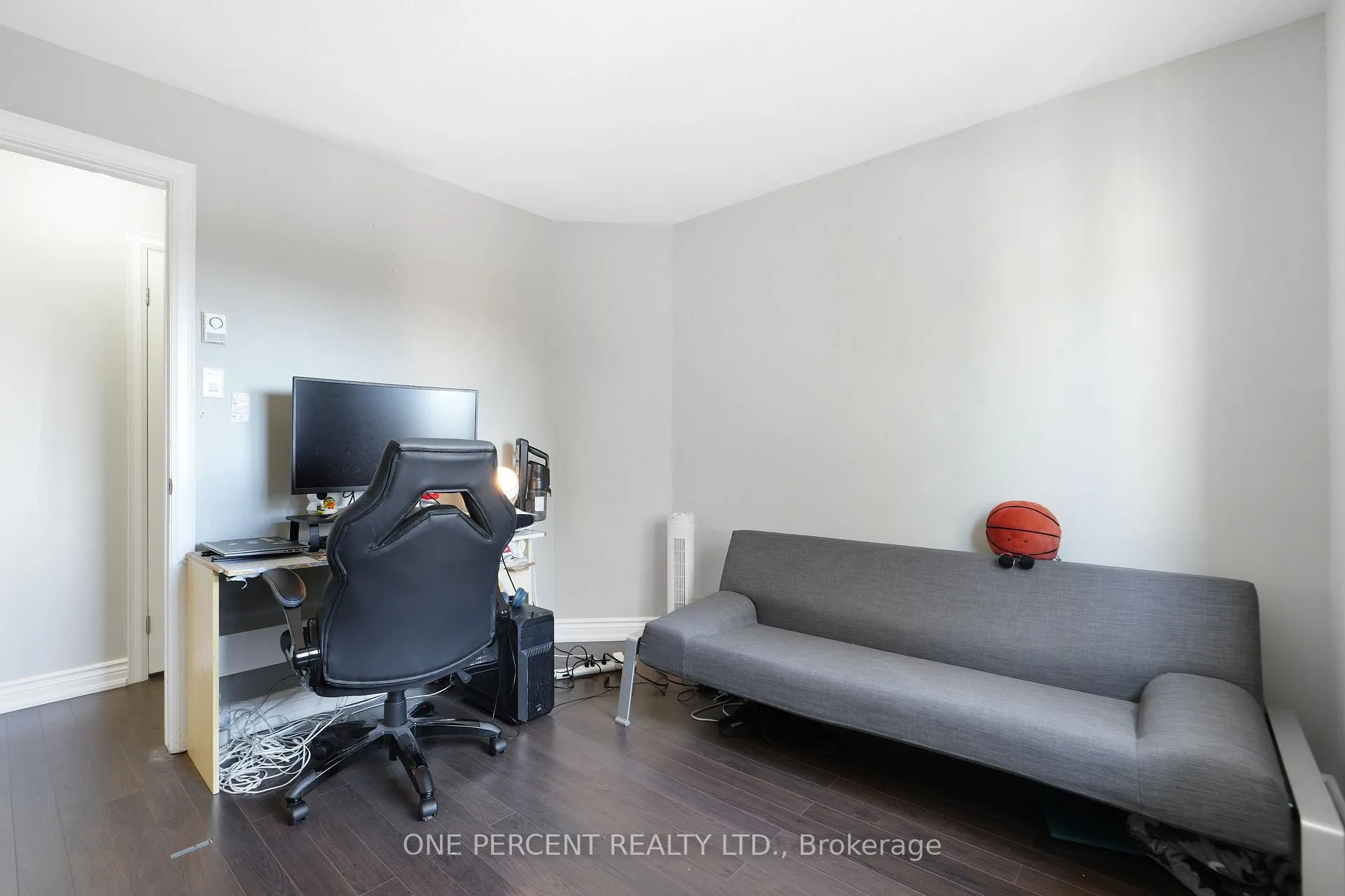 Photo 26 of Unit 303, 270 Lorry Greenberg Drive, Ottawa, Hunt Club Park/Greenboro — HOMEH
