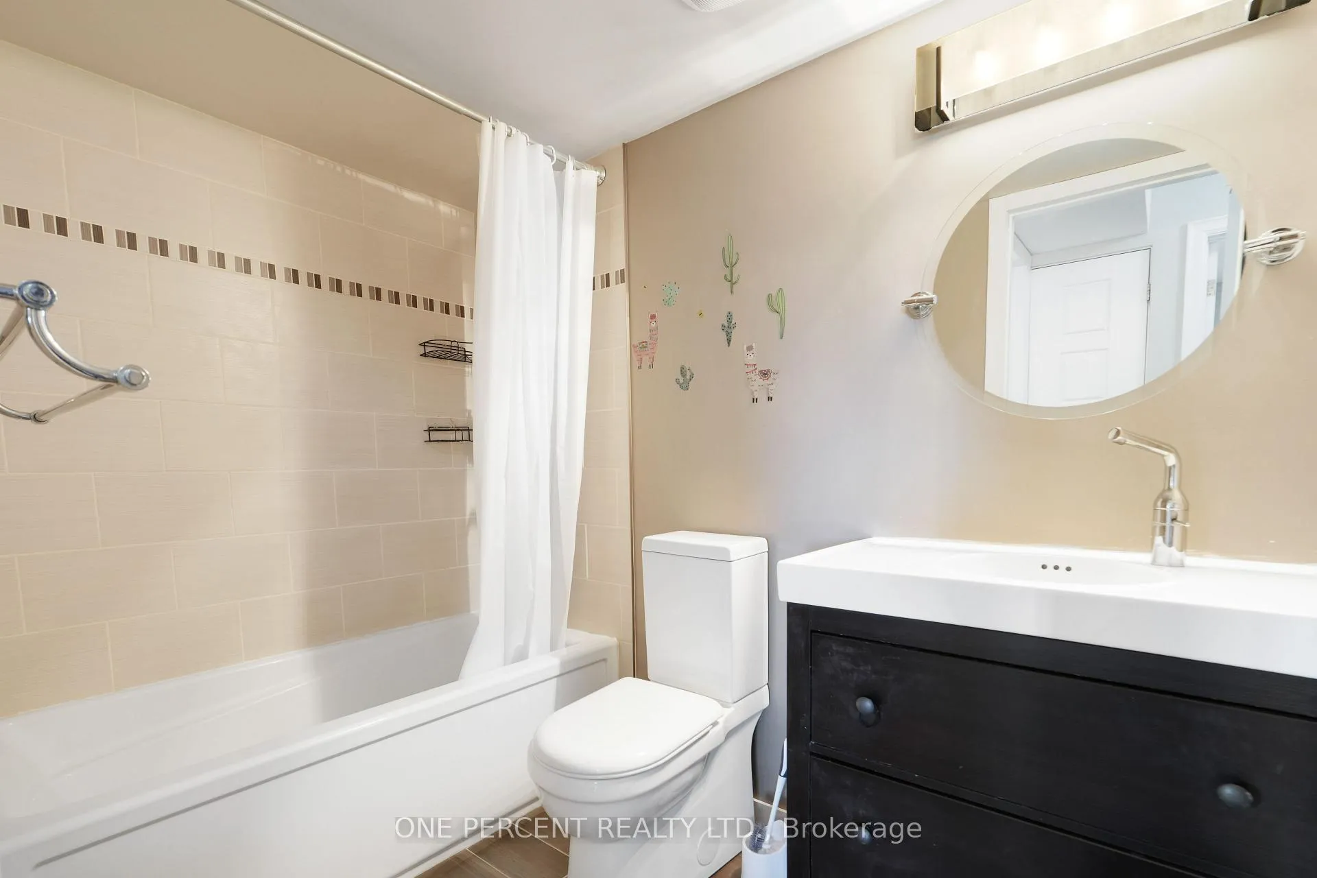 Photo 28 of Unit 303, 270 Lorry Greenberg Drive, Ottawa, Hunt Club Park/Greenboro — HOMEH