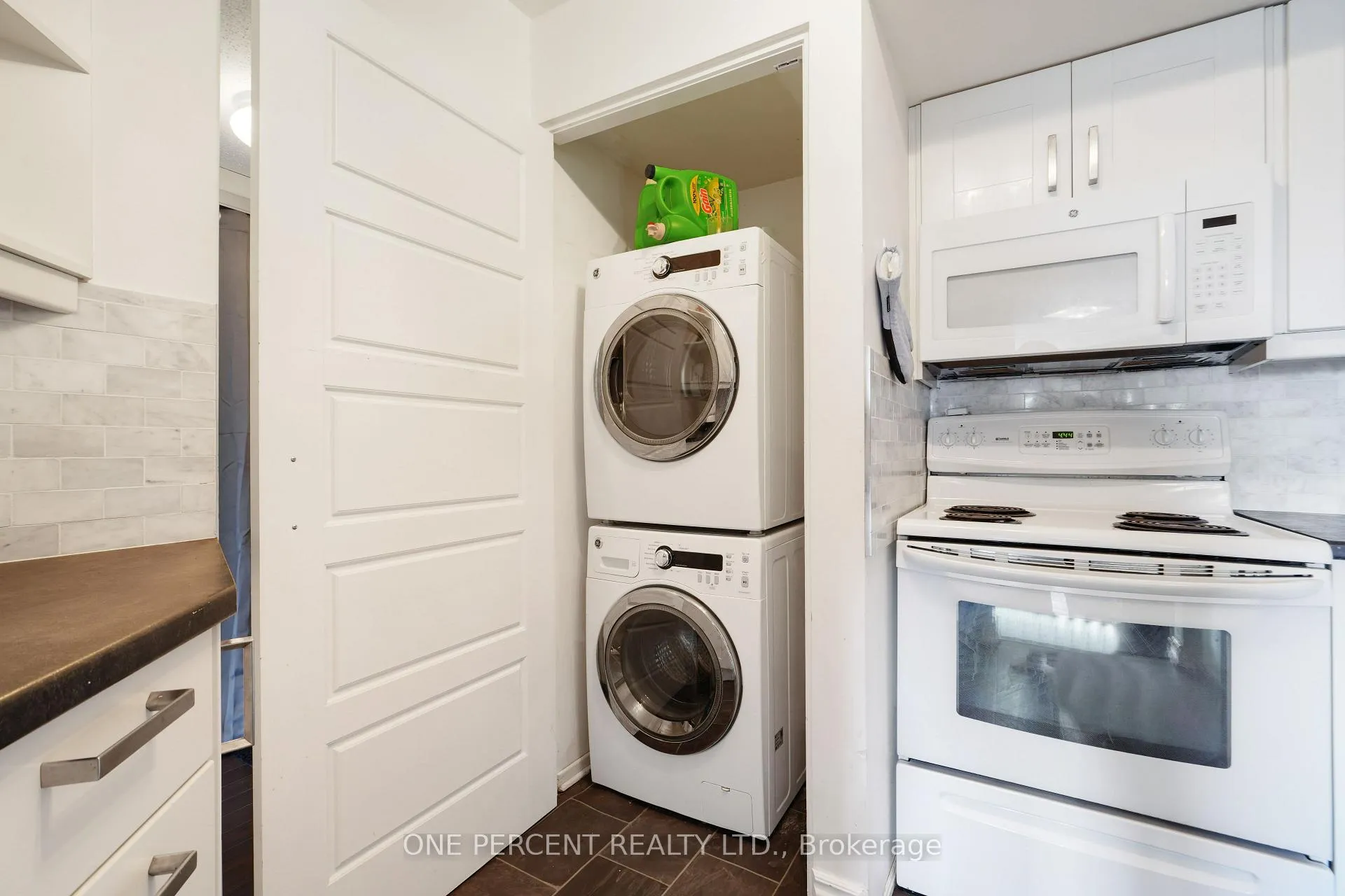 Photo 29 of Unit 303, 270 Lorry Greenberg Drive, Ottawa, Hunt Club Park/Greenboro — HOMEH