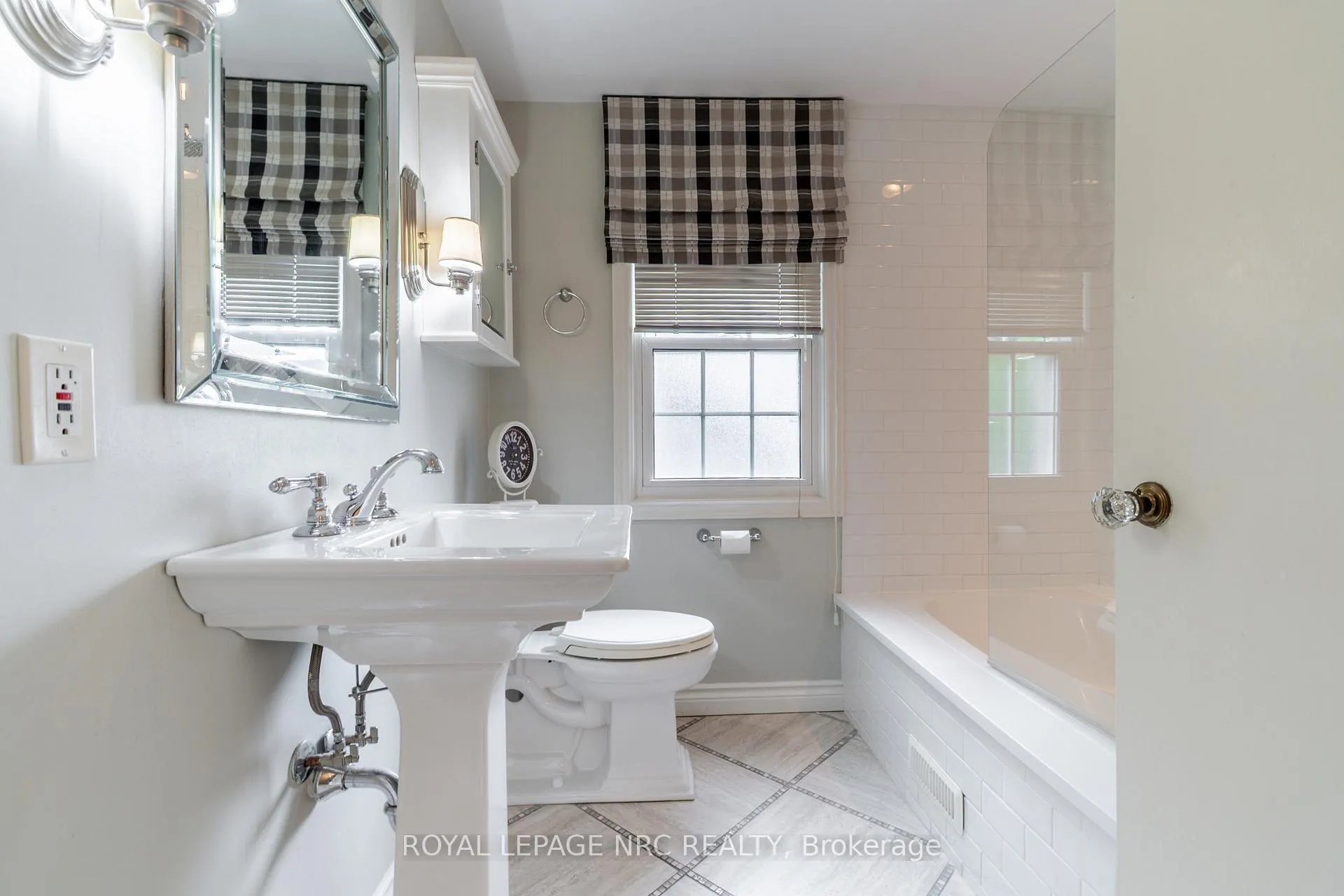 Photo 30 of 67 Hillcrest Avenue, St. Catharines, Old Glenridge — HOMEH