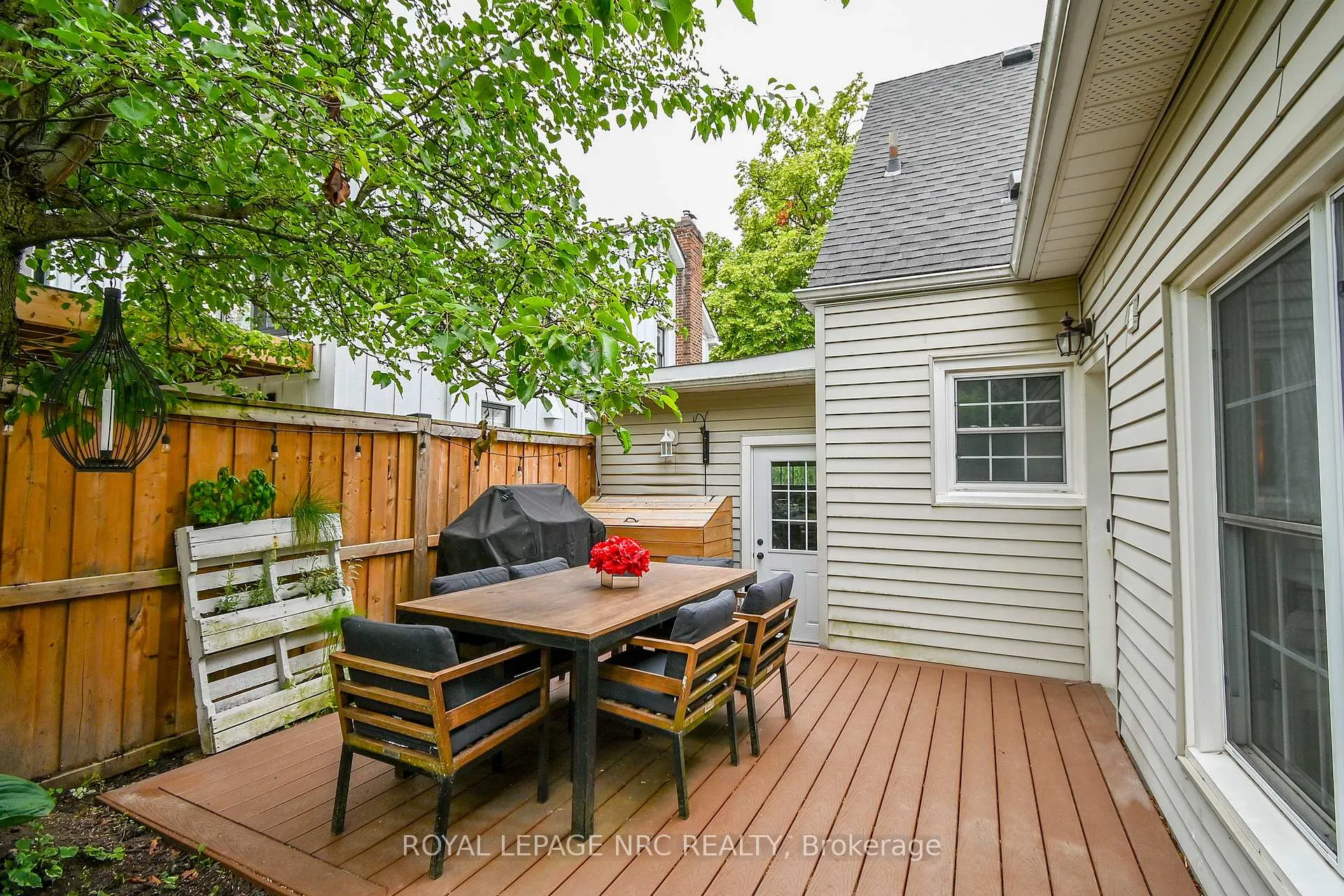 Photo 34 of 67 Hillcrest Avenue, St. Catharines, Old Glenridge — HOMEH