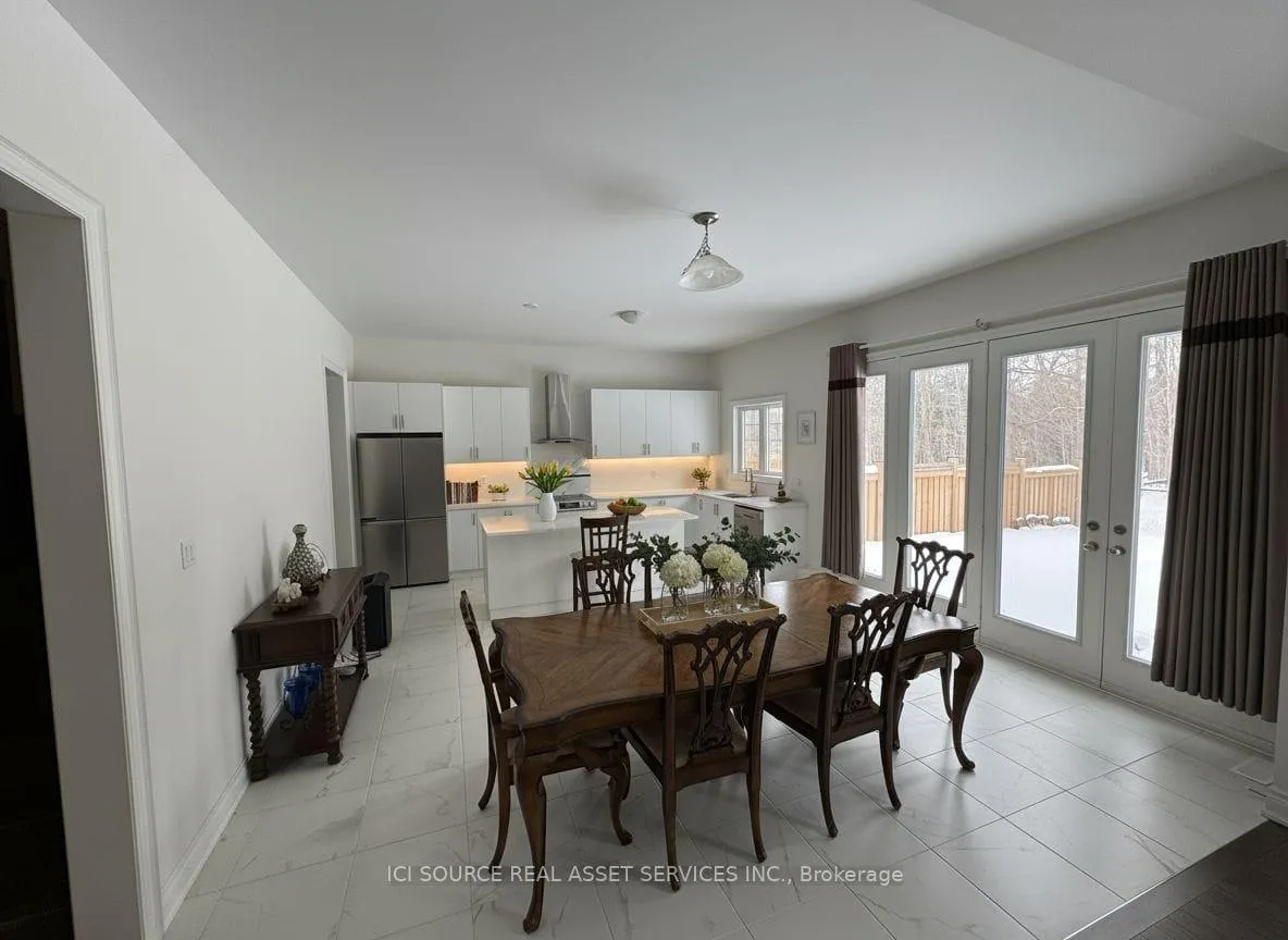 Photo 2 of 190 Cannes Avenue, Vaughan, Vellore Village — HOMEH