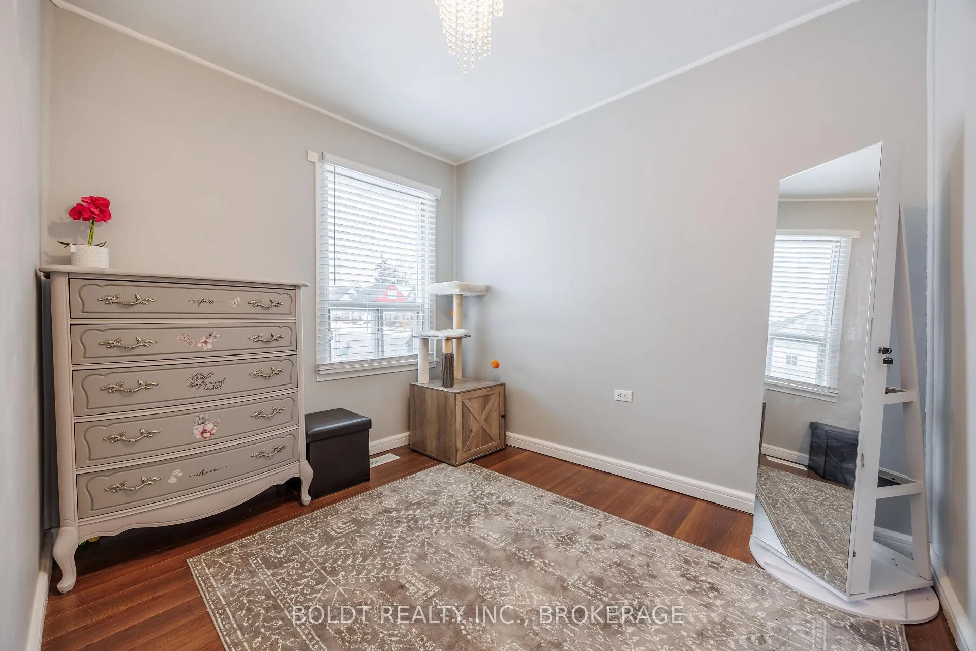 Photo 12 of 42 Barley Drive, St. Catharines, Oakdale — HOMEH