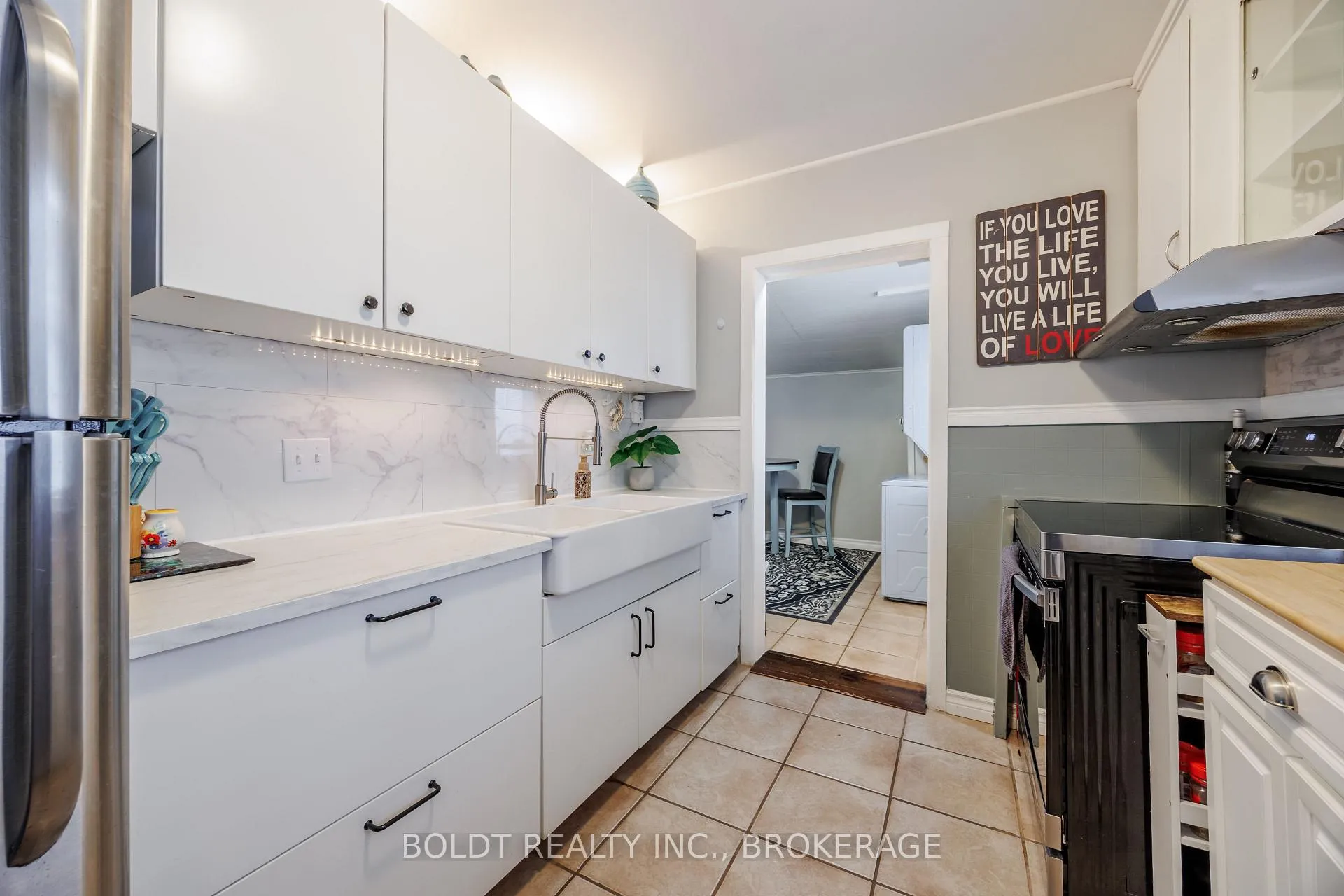 Photo 17 of 42 Barley Drive, St. Catharines, Oakdale — HOMEH