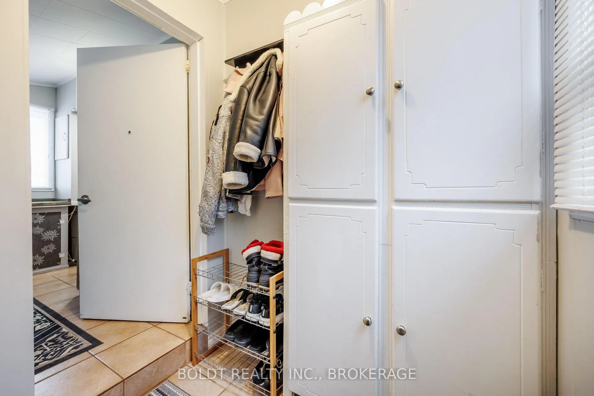 Photo 20 of 42 Barley Drive, St. Catharines, Oakdale — HOMEH
