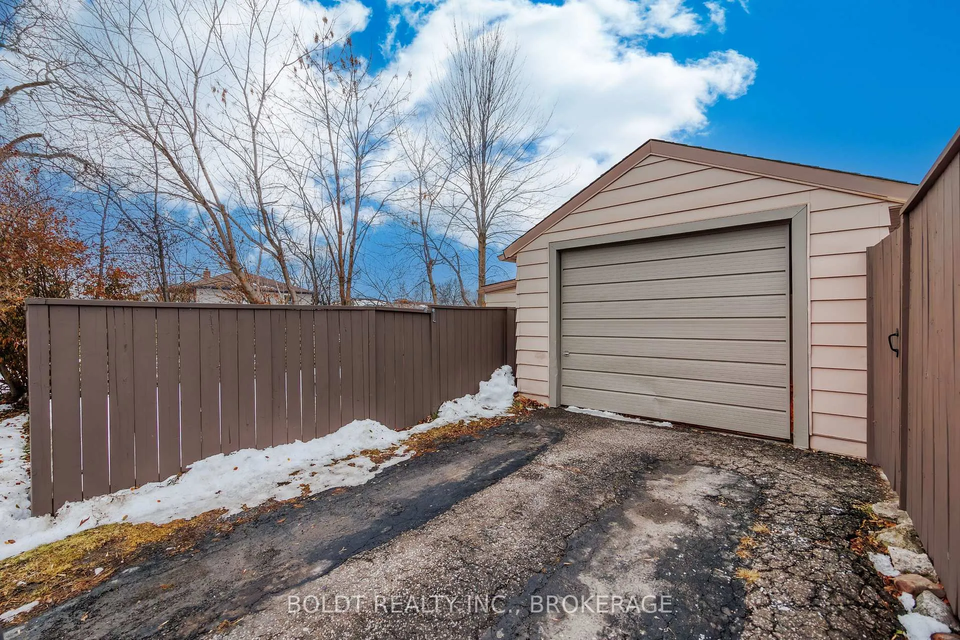 Photo 23 of 42 Barley Drive, St. Catharines, Oakdale — HOMEH