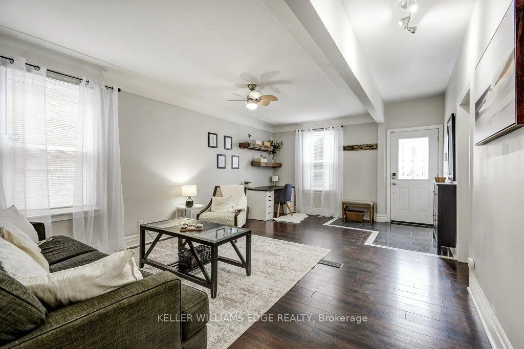 Photo 8 of 14 Baker Street, Hamilton, Strathcona — HOMEH