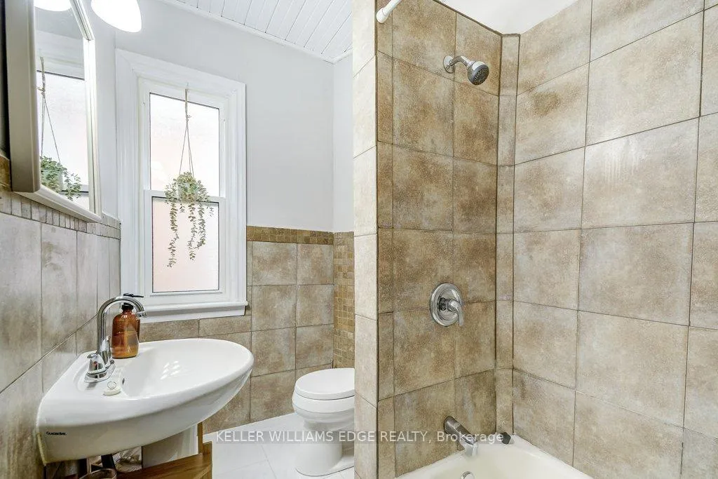 Photo 18 of 14 Baker Street, Hamilton, Strathcona — HOMEH