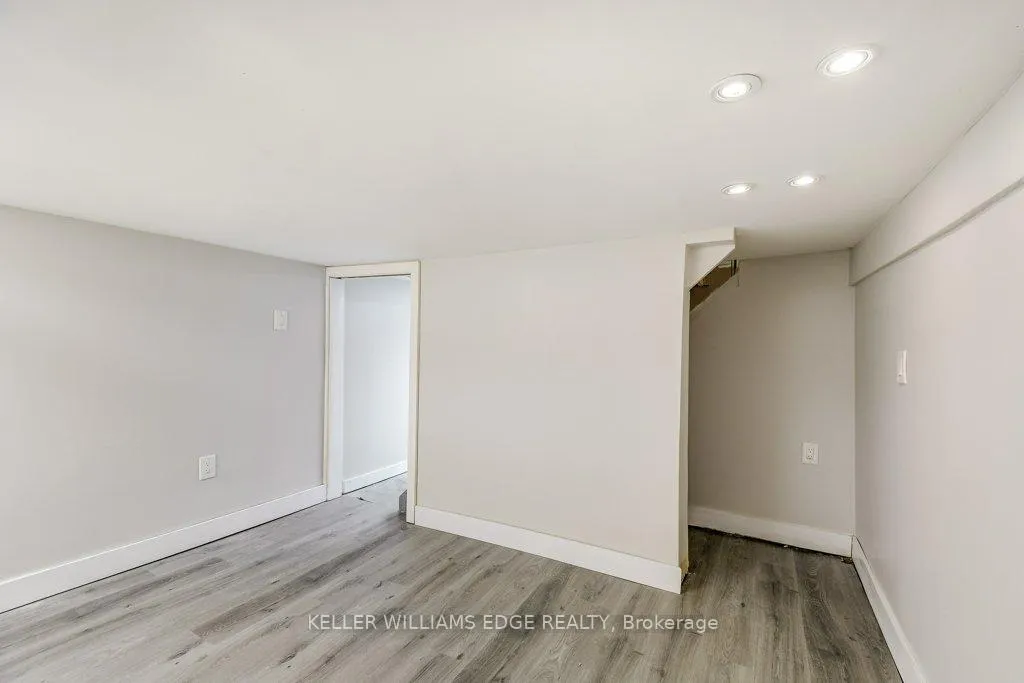 Photo 26 of 14 Baker Street, Hamilton, Strathcona — HOMEH