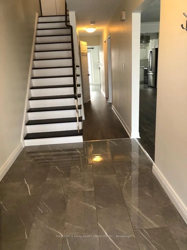 Photo 3 of Unit Upper, 81 Virginia Avenue, Toronto, Danforth Village-East York — HOMEH