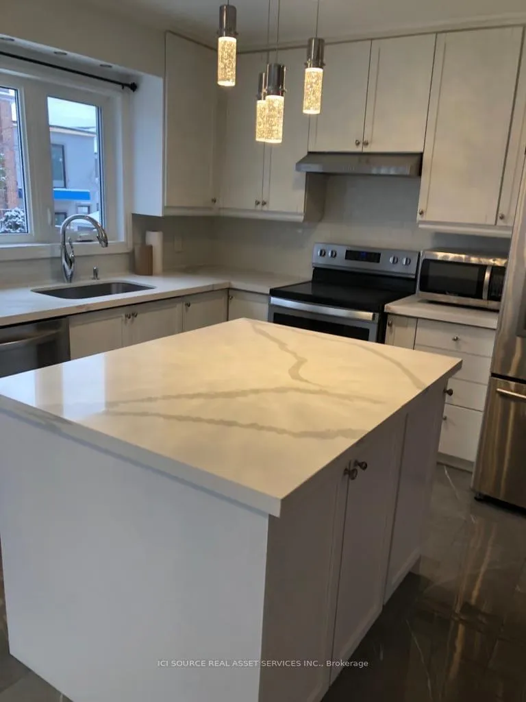 Photo 7 of Unit Upper, 81 Virginia Avenue, Toronto, Danforth Village-East York — HOMEH