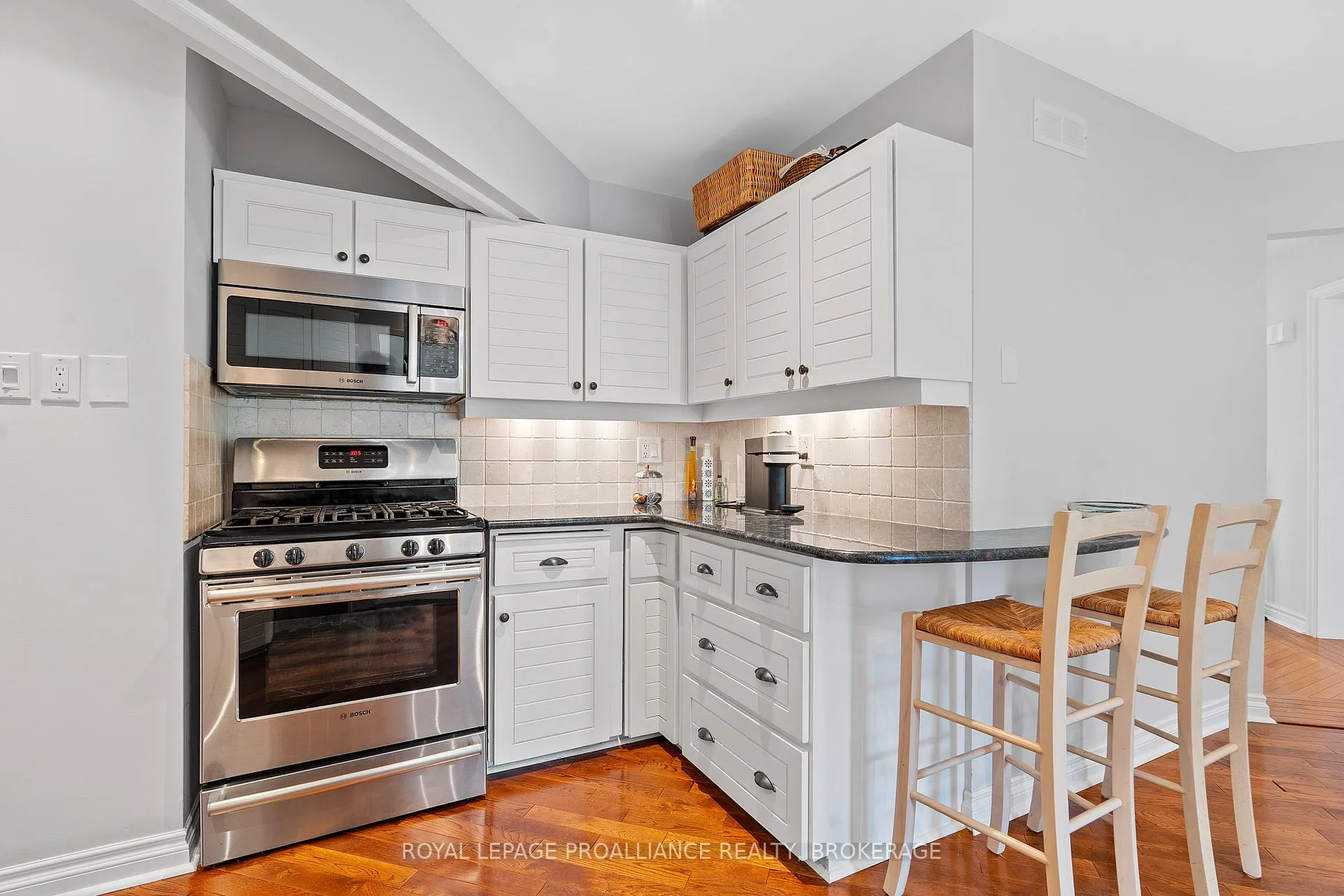 Photo 13 of 5 Wilmot Street, Kingston, Kingston East (incl CFB Kingston) — HOMEH