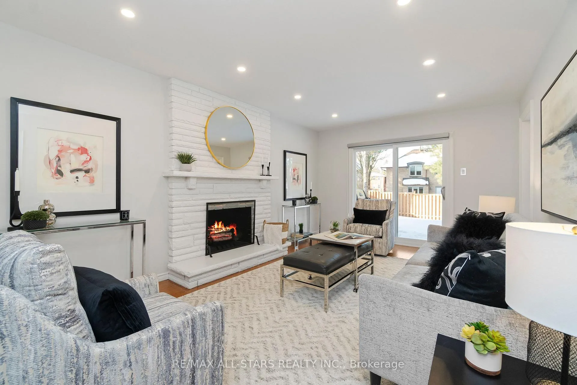 Photo 6 of 129 Briarwood Road, Markham, Unionville — HOMEH