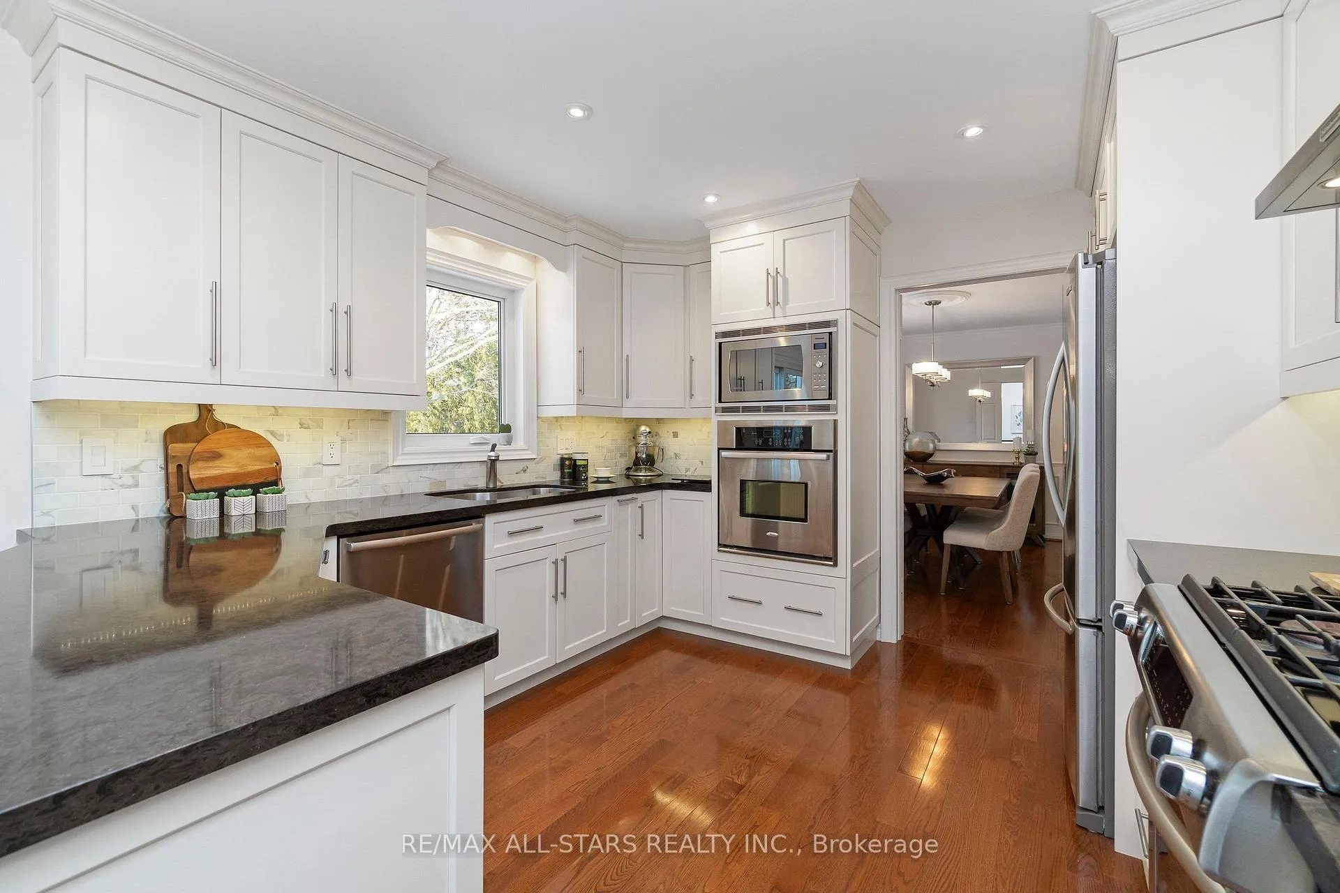 Photo 9 of 129 Briarwood Road, Markham, Unionville — HOMEH