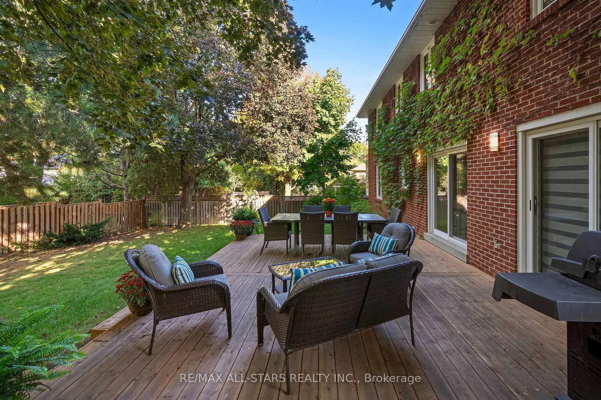 Photo 23 of 129 Briarwood Road, Markham, Unionville — HOMEH